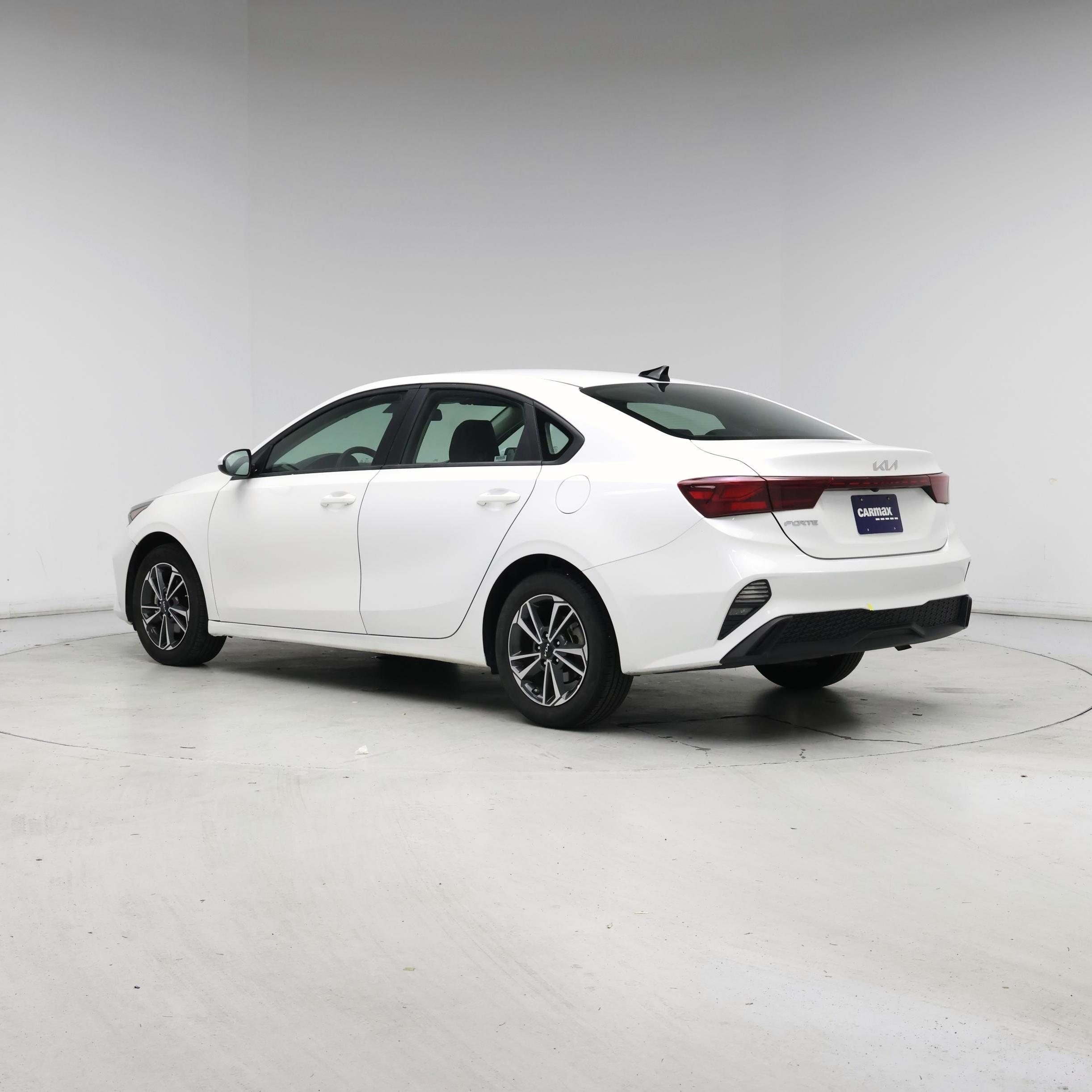 Thumbnail: 2024 Kia Forte - 2