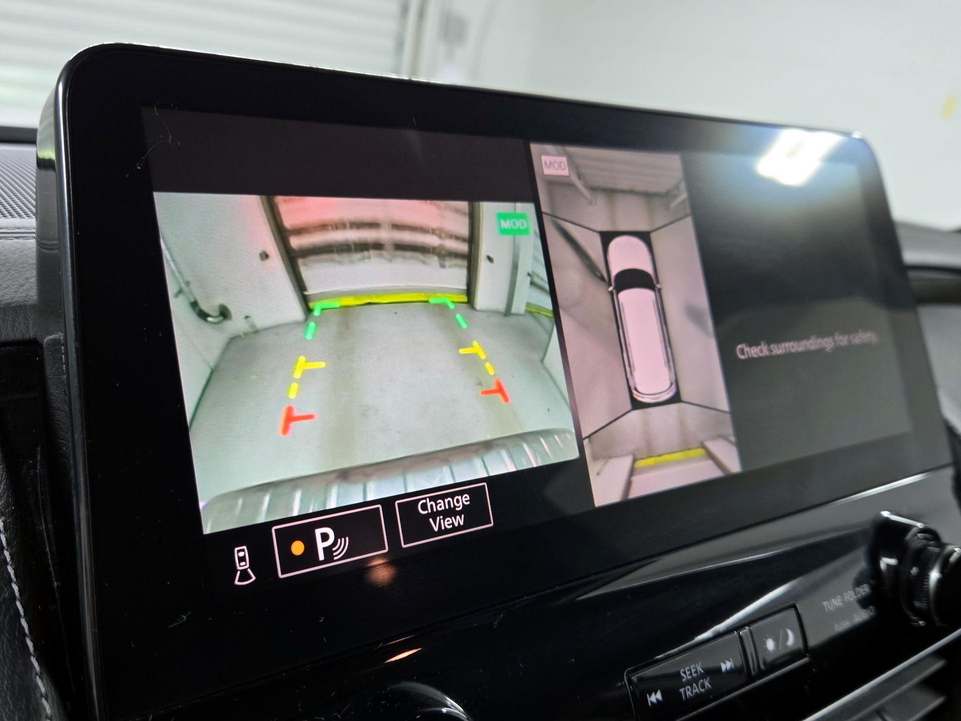 Thumbnail: 2024 INFINITI QX80 - 15