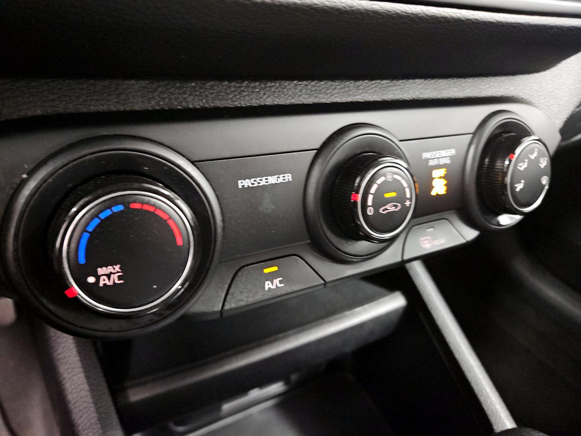 Thumbnail: 2024 Kia Forte - 16