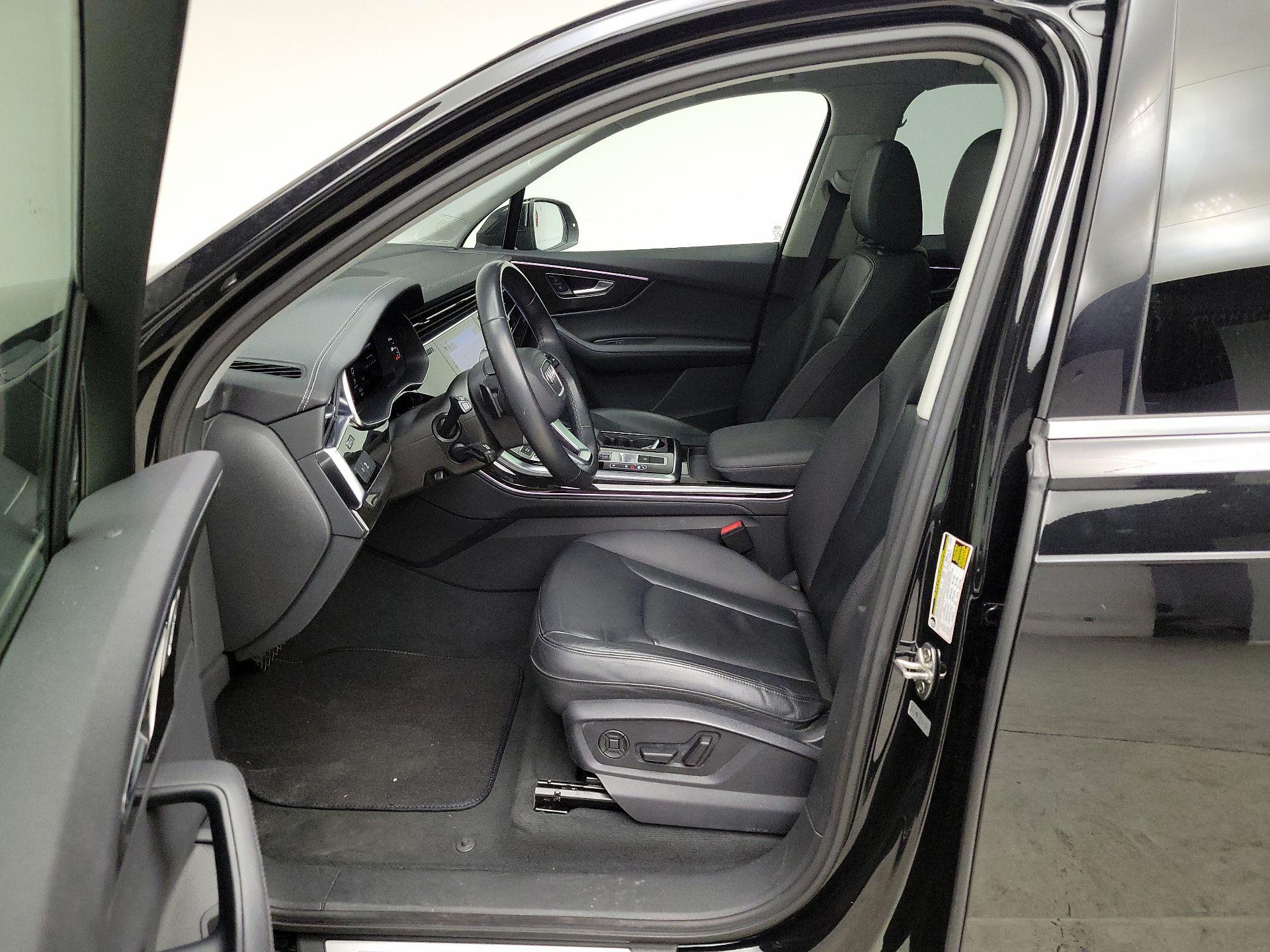 Thumbnail: 2024 Audi Q7 - 11