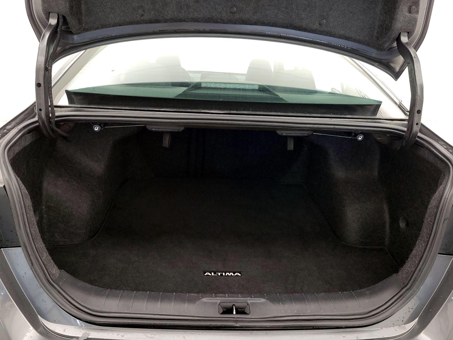 Thumbnail: 2023 Nissan Altima - 20