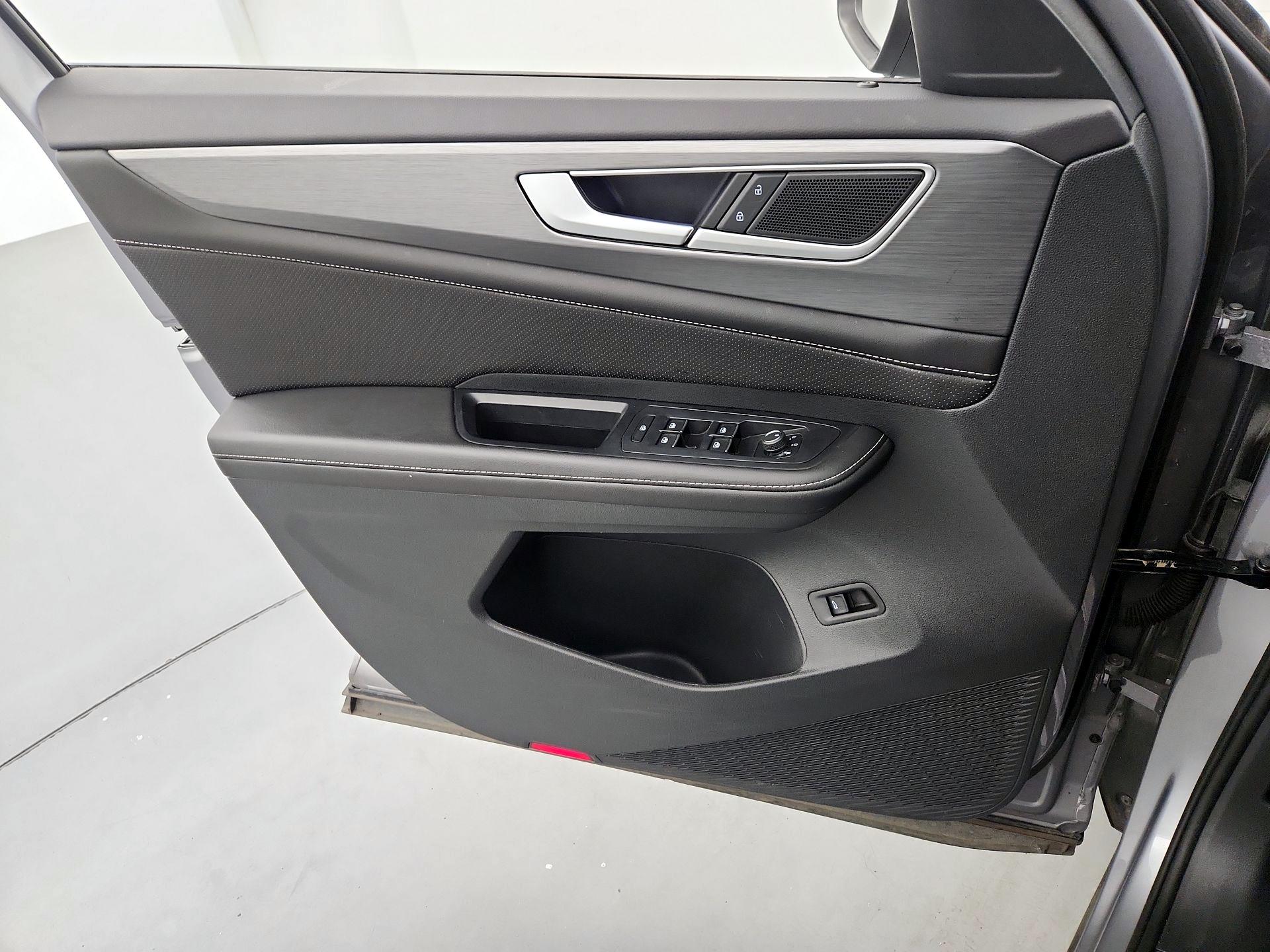 Thumbnail: 2025 Volkswagen Atlas - 12