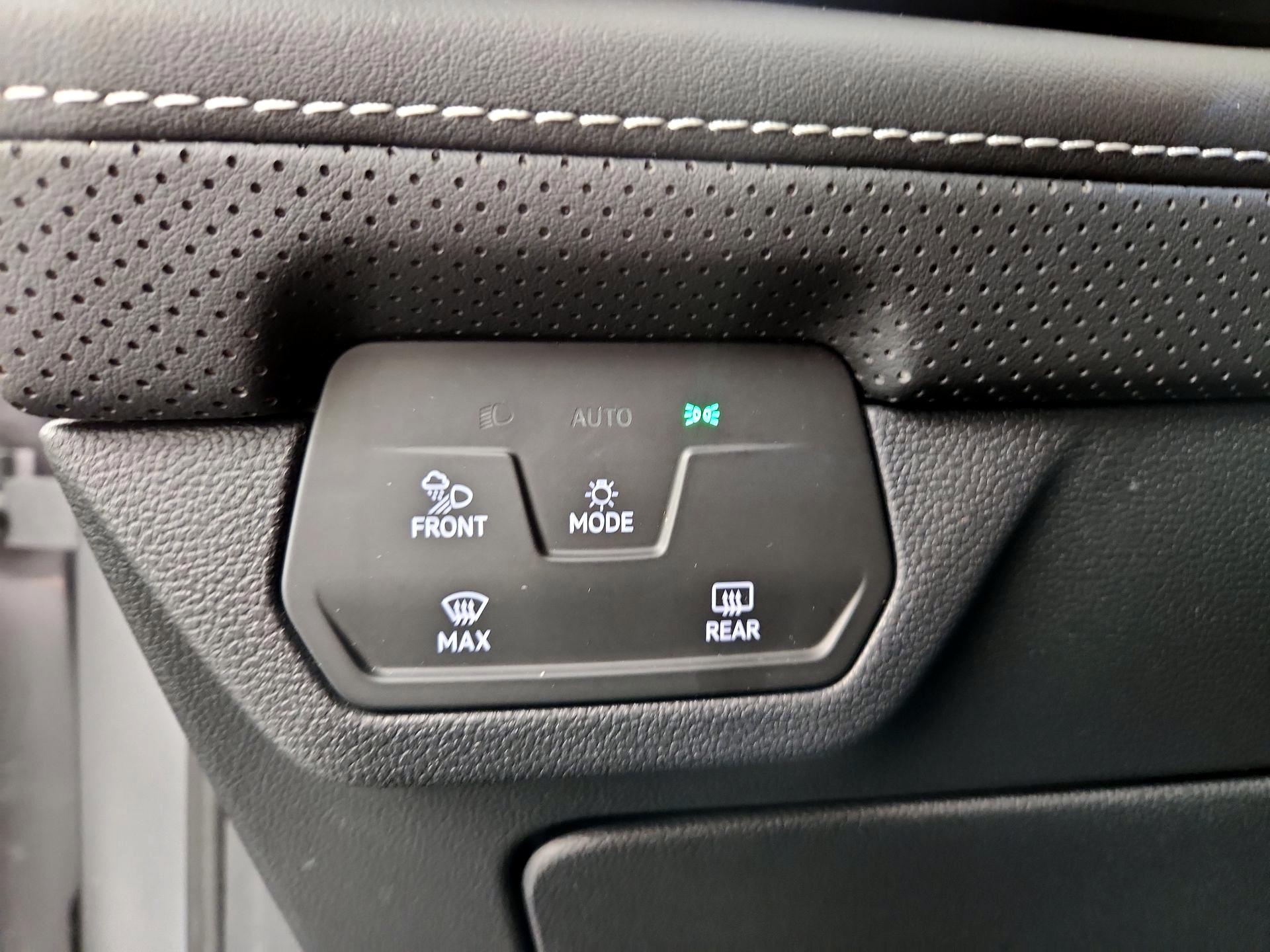 Thumbnail: 2025 Volkswagen Atlas - 13