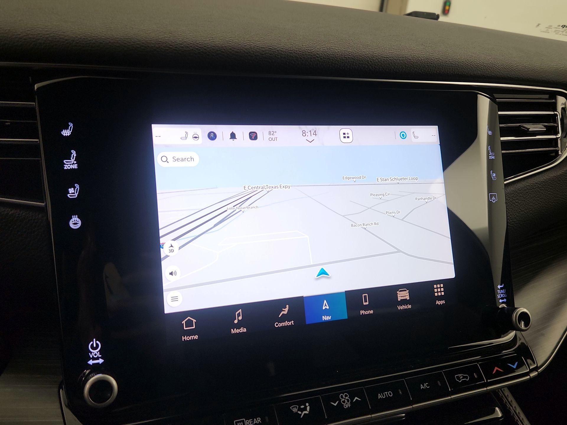 Thumbnail: 2023 Jeep Wagoneer - 14