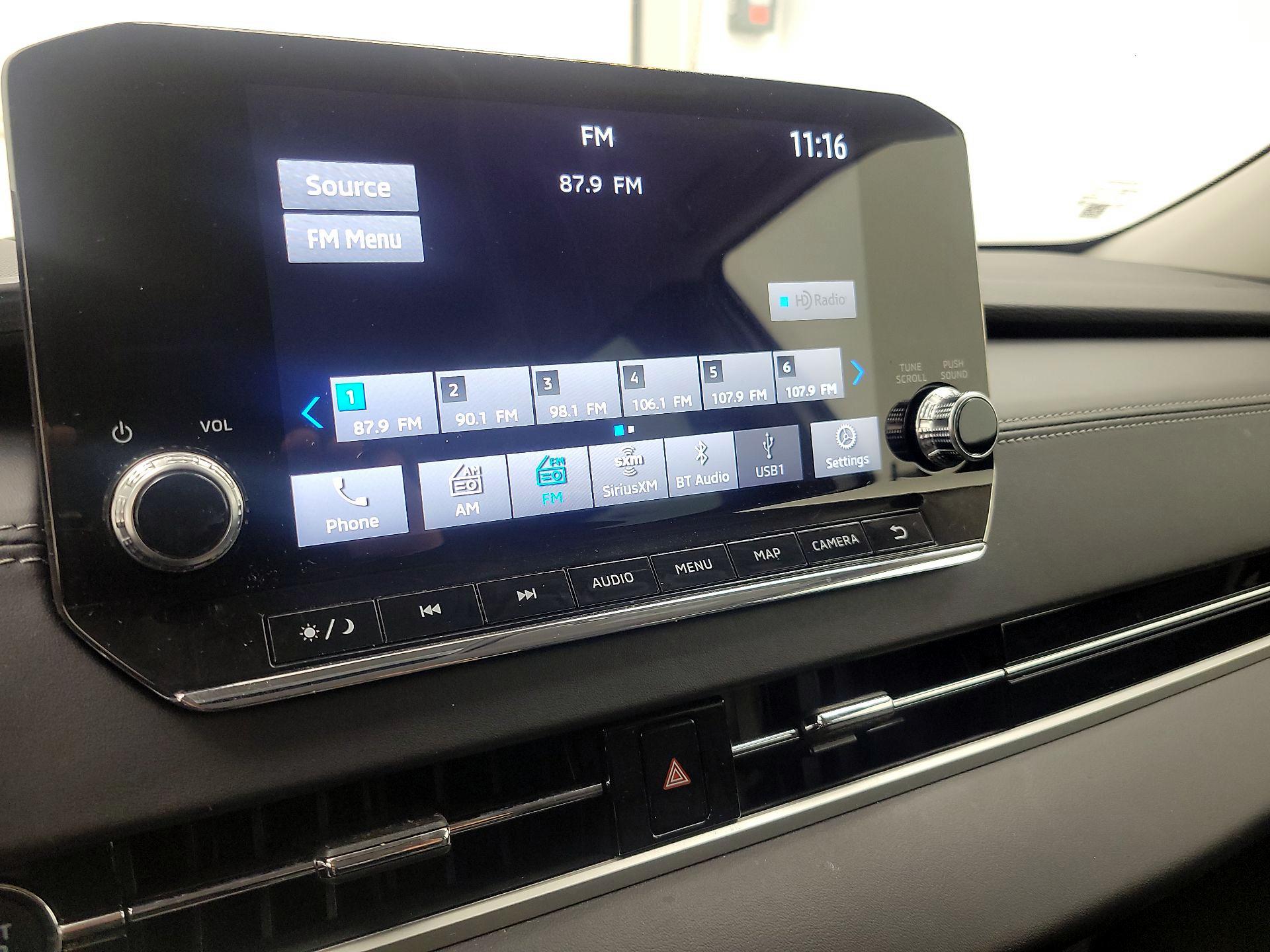 Thumbnail: 2022 Mitsubishi Outlander - 16