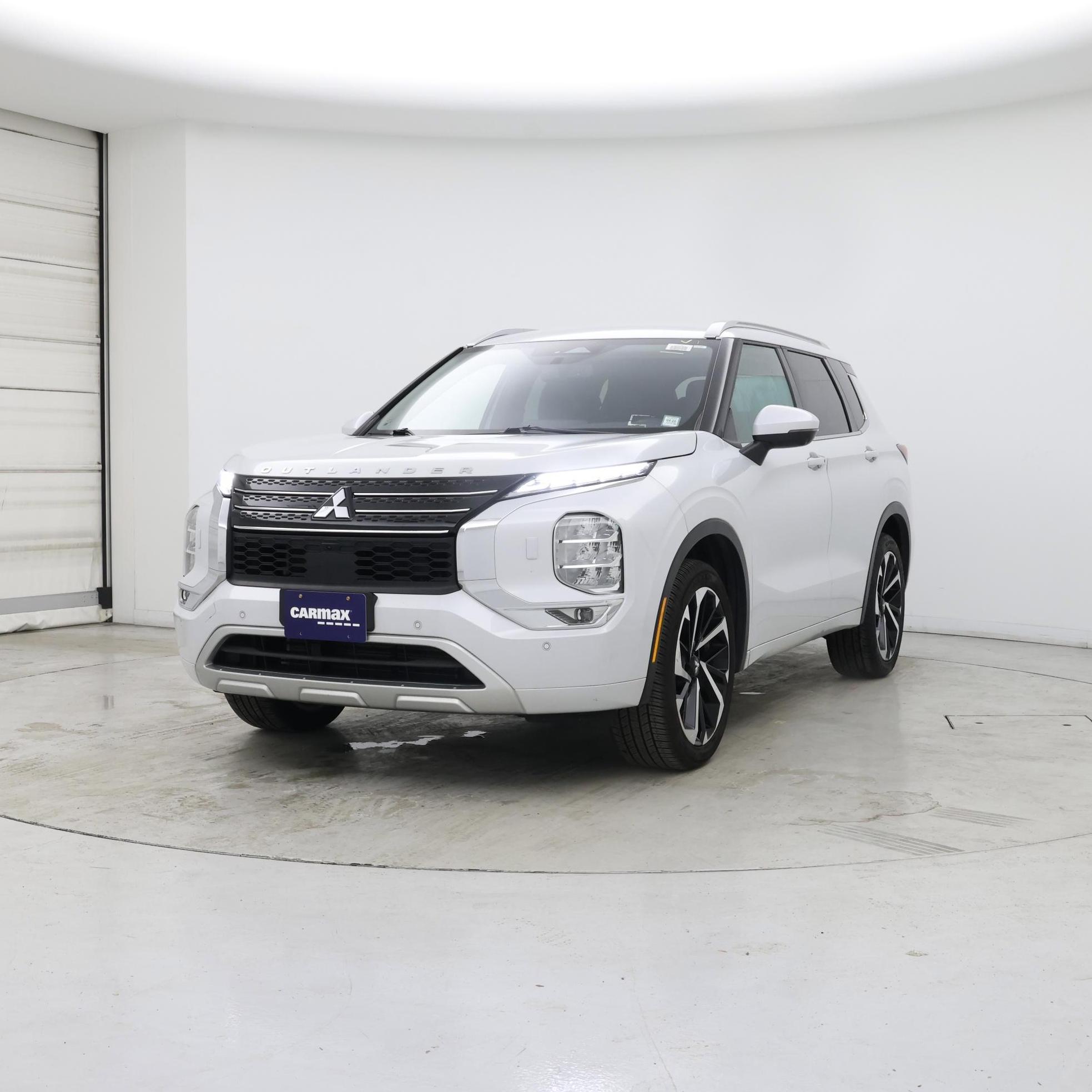 Thumbnail: 2022 Mitsubishi Outlander - 4