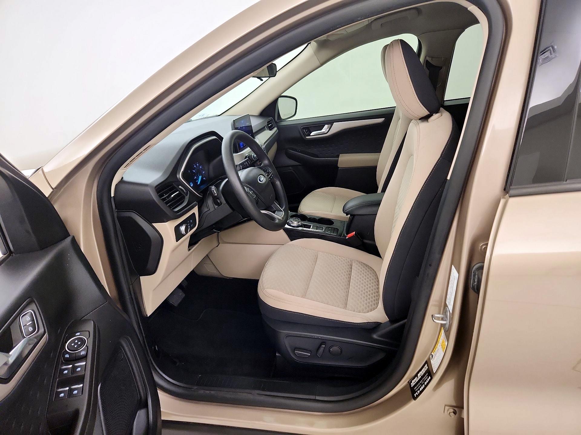 Thumbnail: 2020 Ford Escape - 11