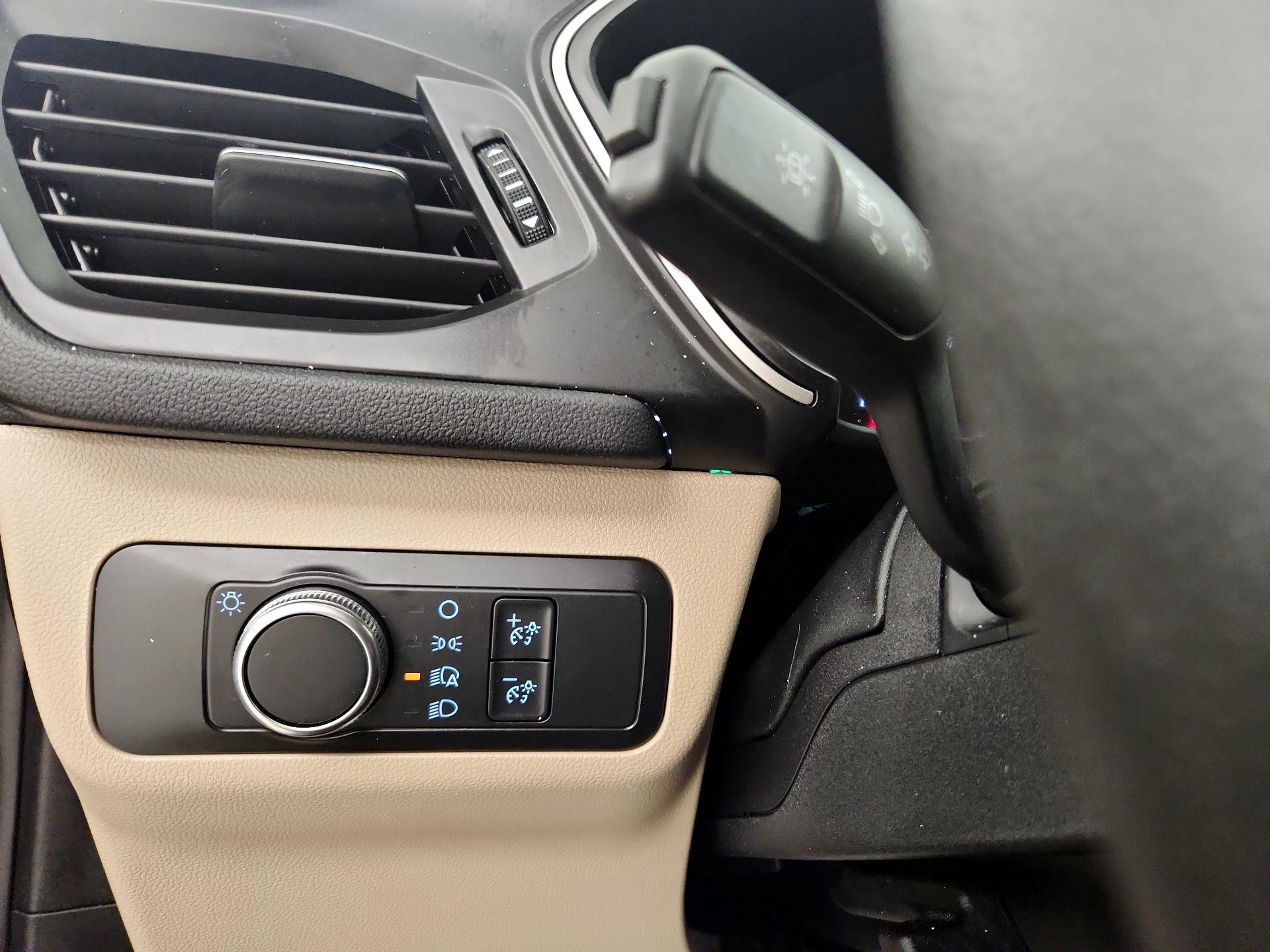 Thumbnail: 2020 Ford Escape - 13