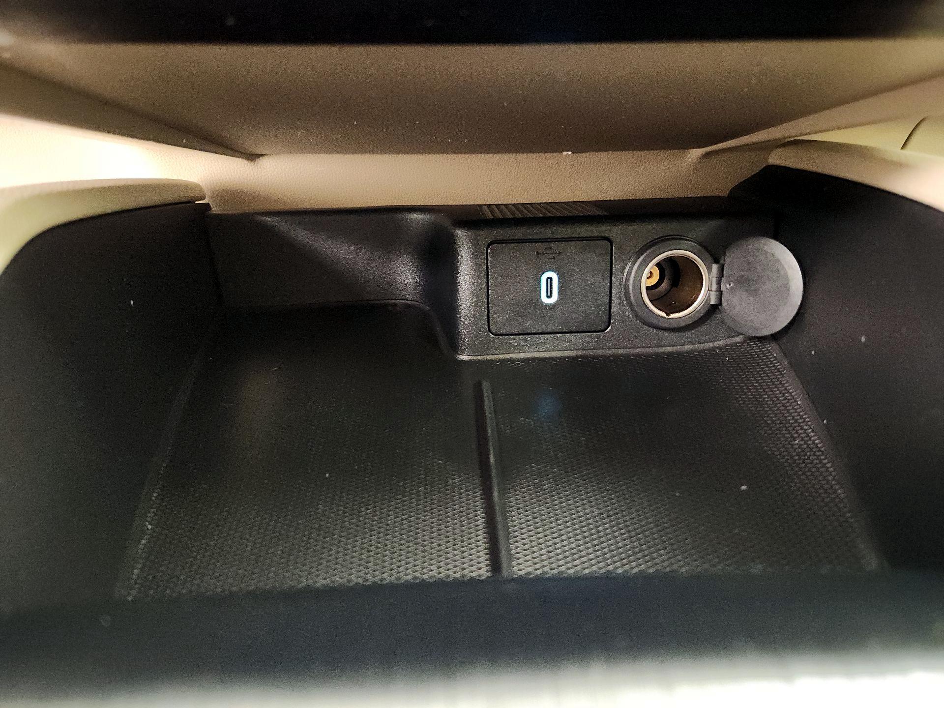 Thumbnail: 2020 Ford Escape - 18