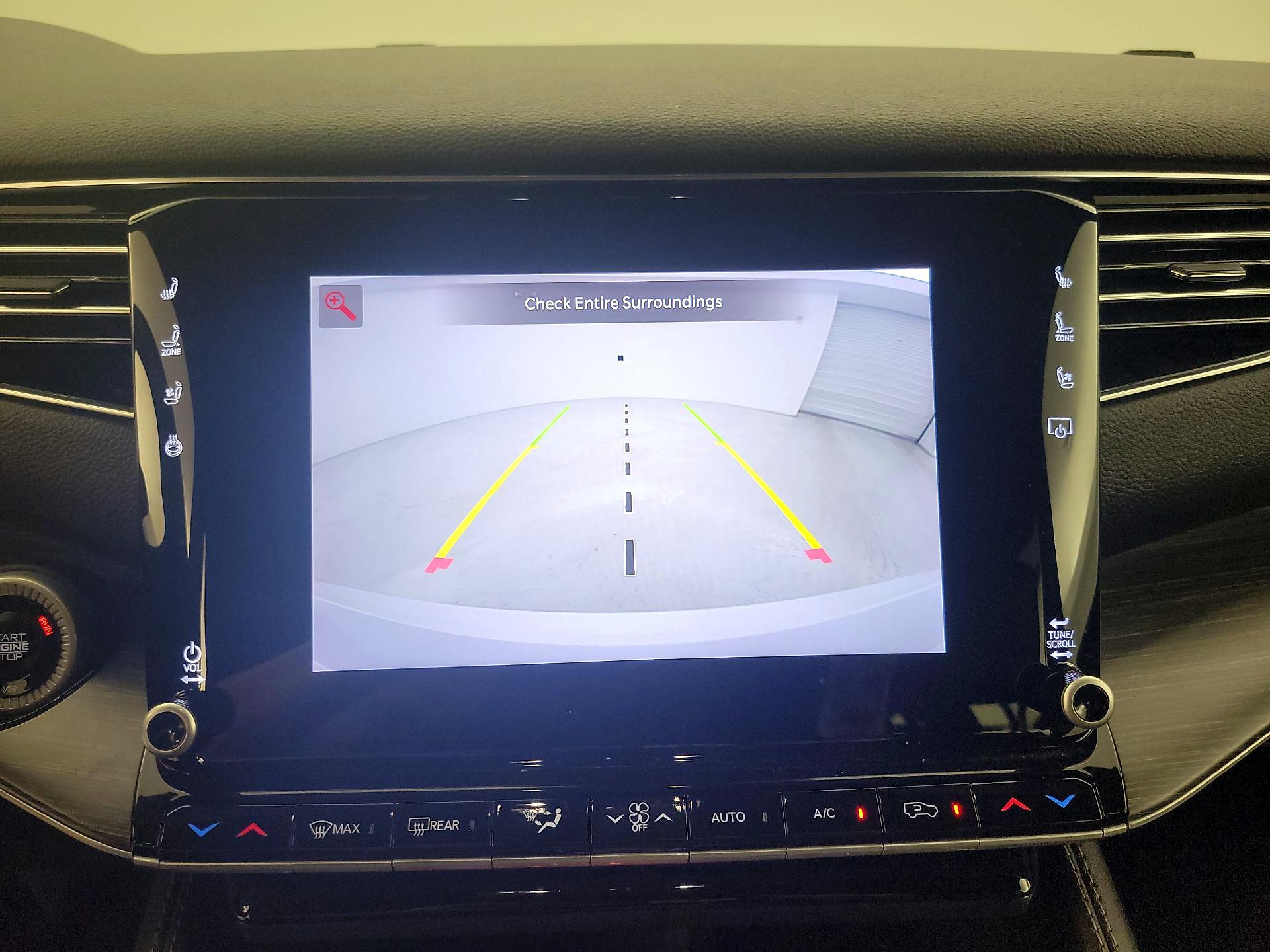 Thumbnail: 2024 Jeep Wagoneer - 15