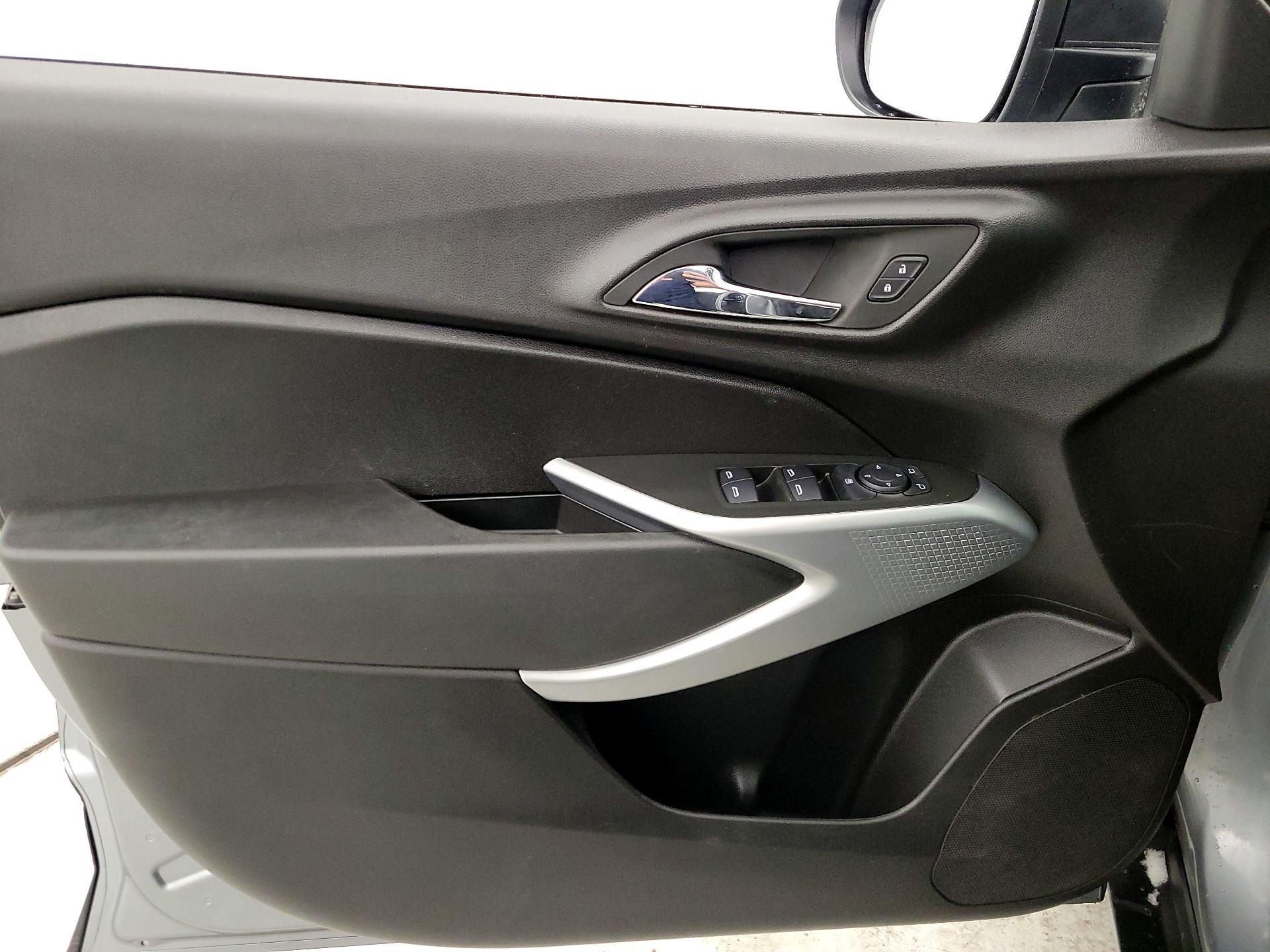 Thumbnail: 2024 Chevrolet Trax - 12