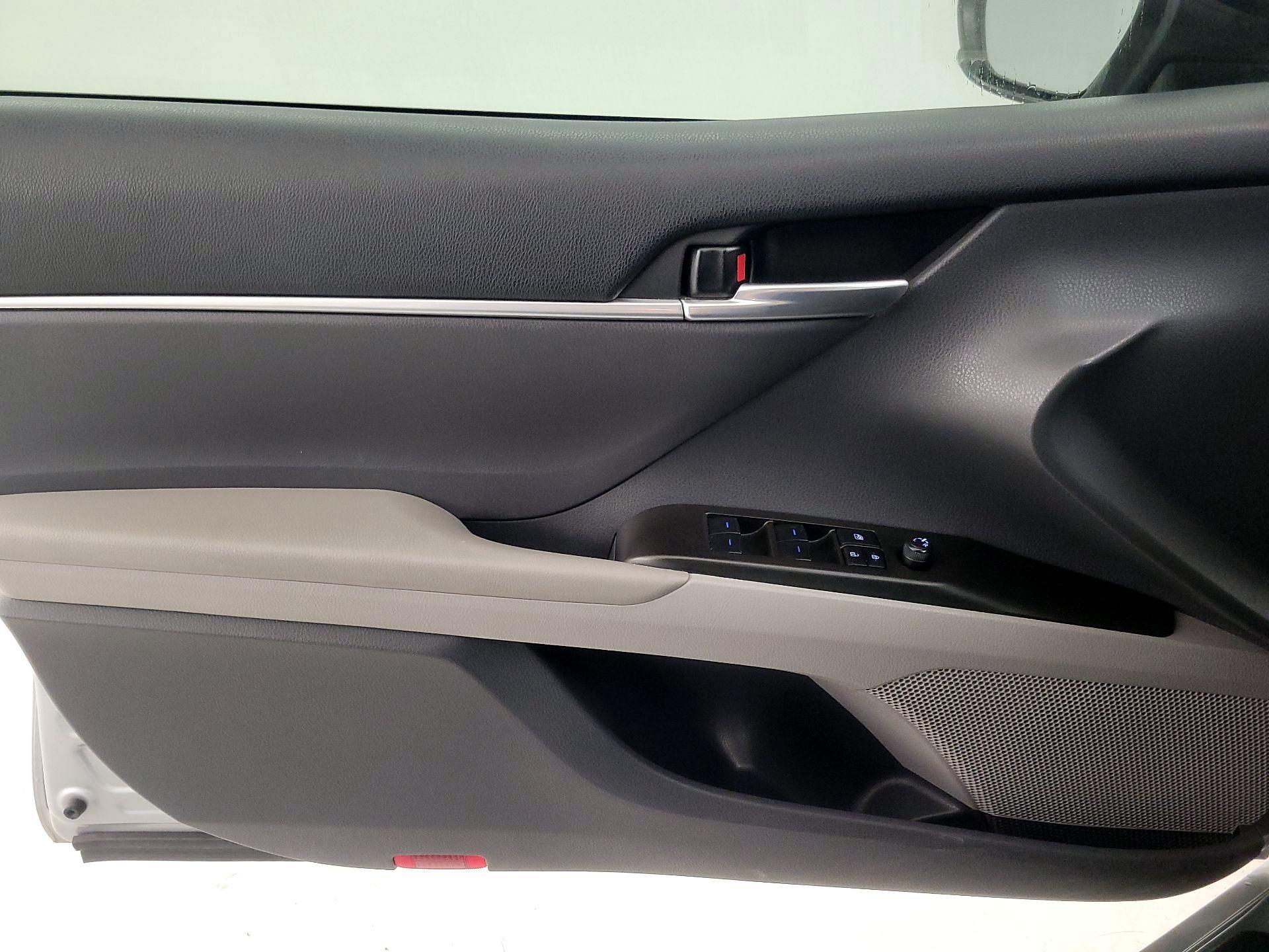 Thumbnail: 2023 Toyota Camry - 12