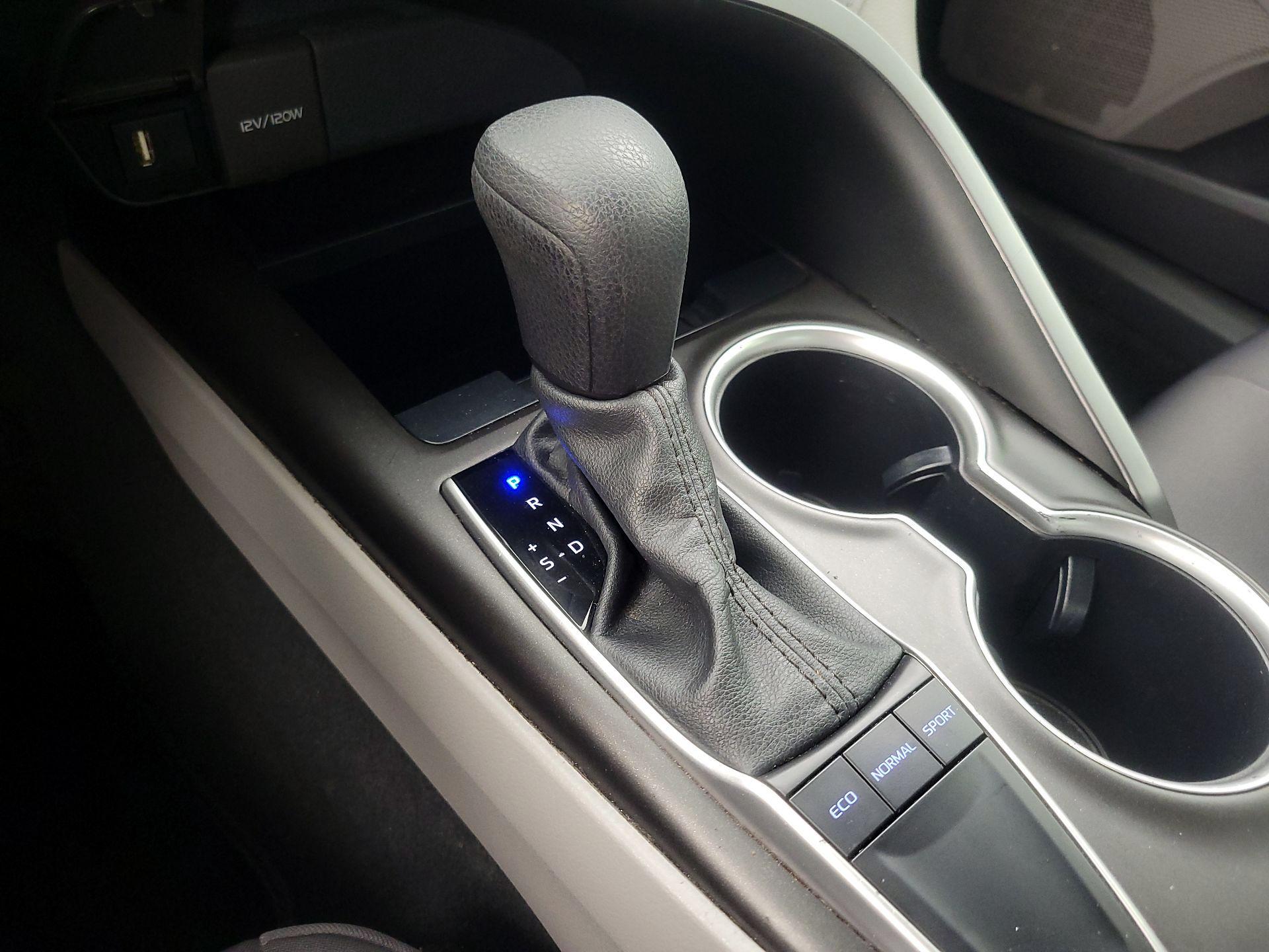 Thumbnail: 2023 Toyota Camry - 17