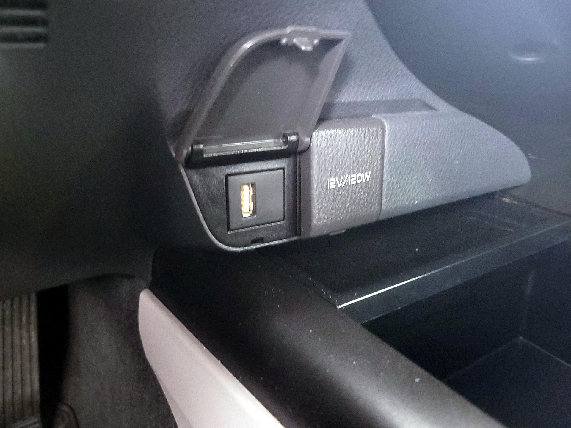 Thumbnail: 2023 Toyota Camry - 18