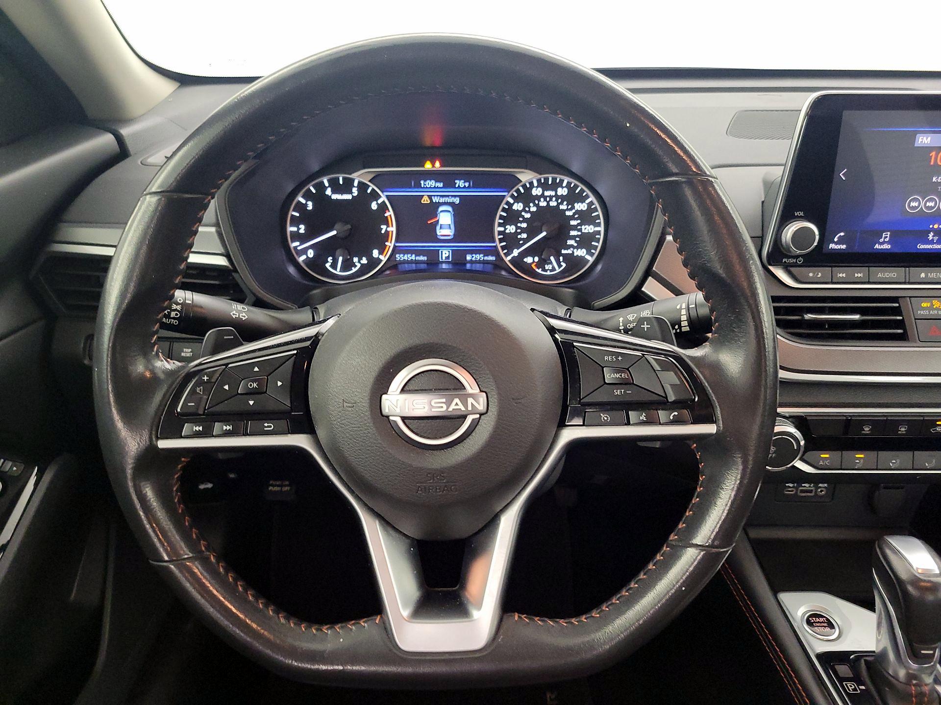 Thumbnail: 2023 Nissan Altima - 10