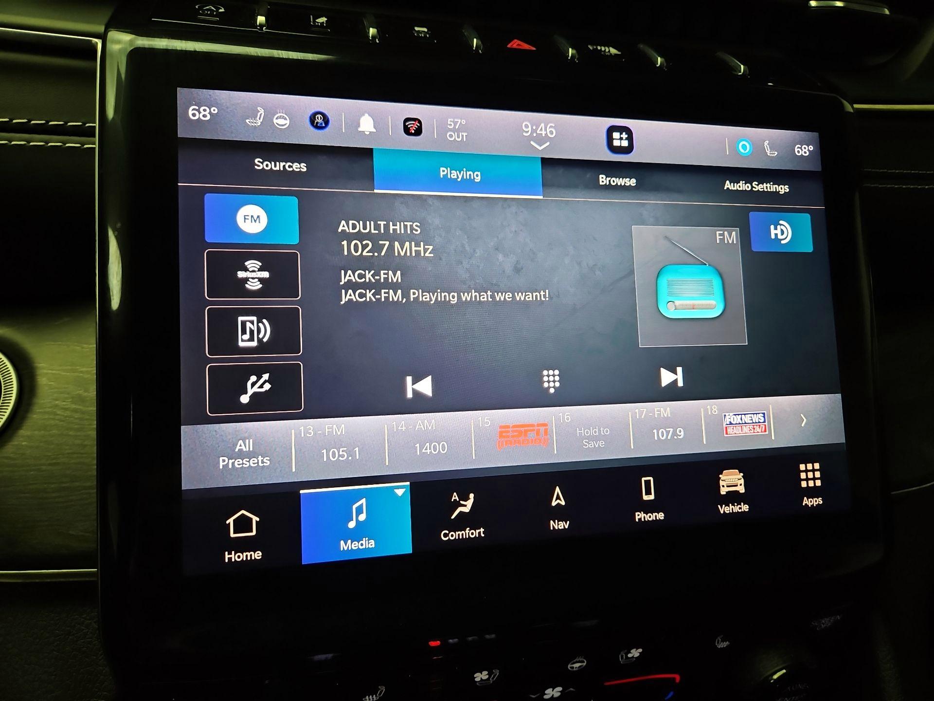 Thumbnail: 2023 Jeep Grand Cherokee - 16