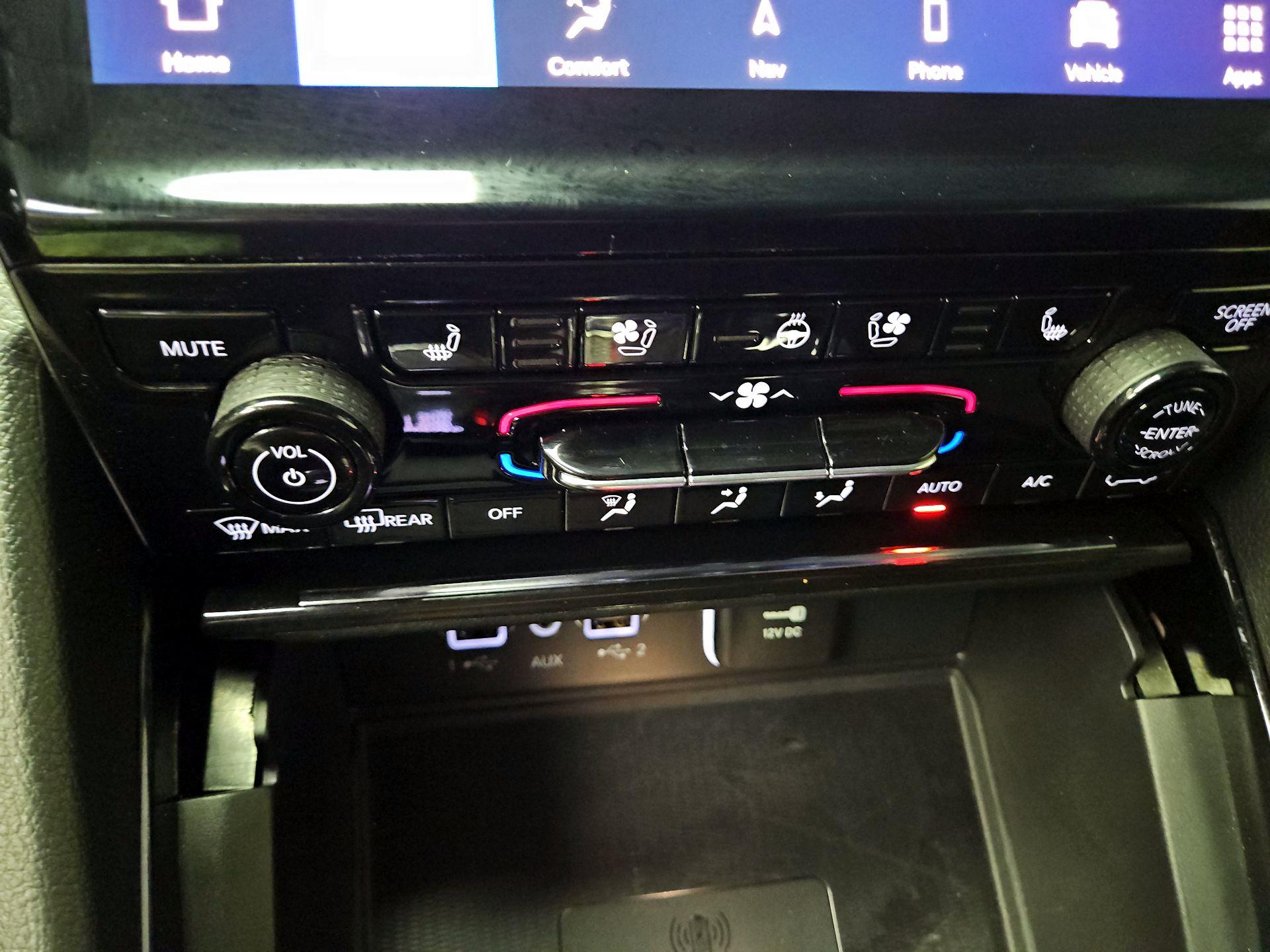 Thumbnail: 2023 Jeep Grand Cherokee - 17