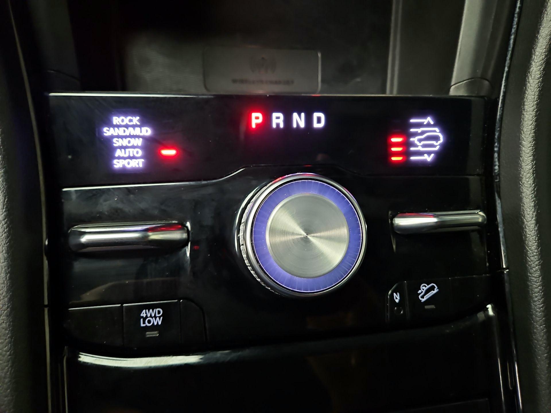 Thumbnail: 2023 Jeep Grand Cherokee - 18