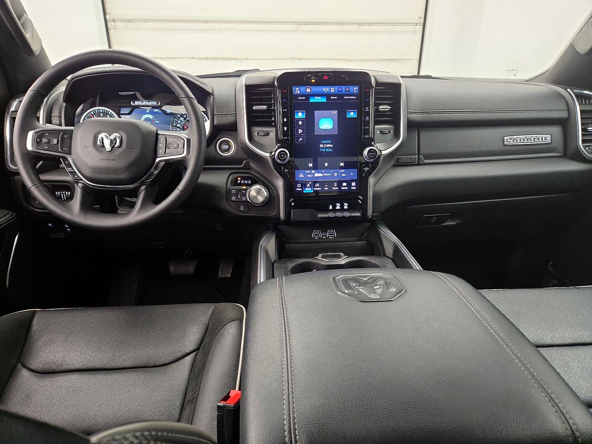 Thumbnail: 2025 RAM 1500 - 9