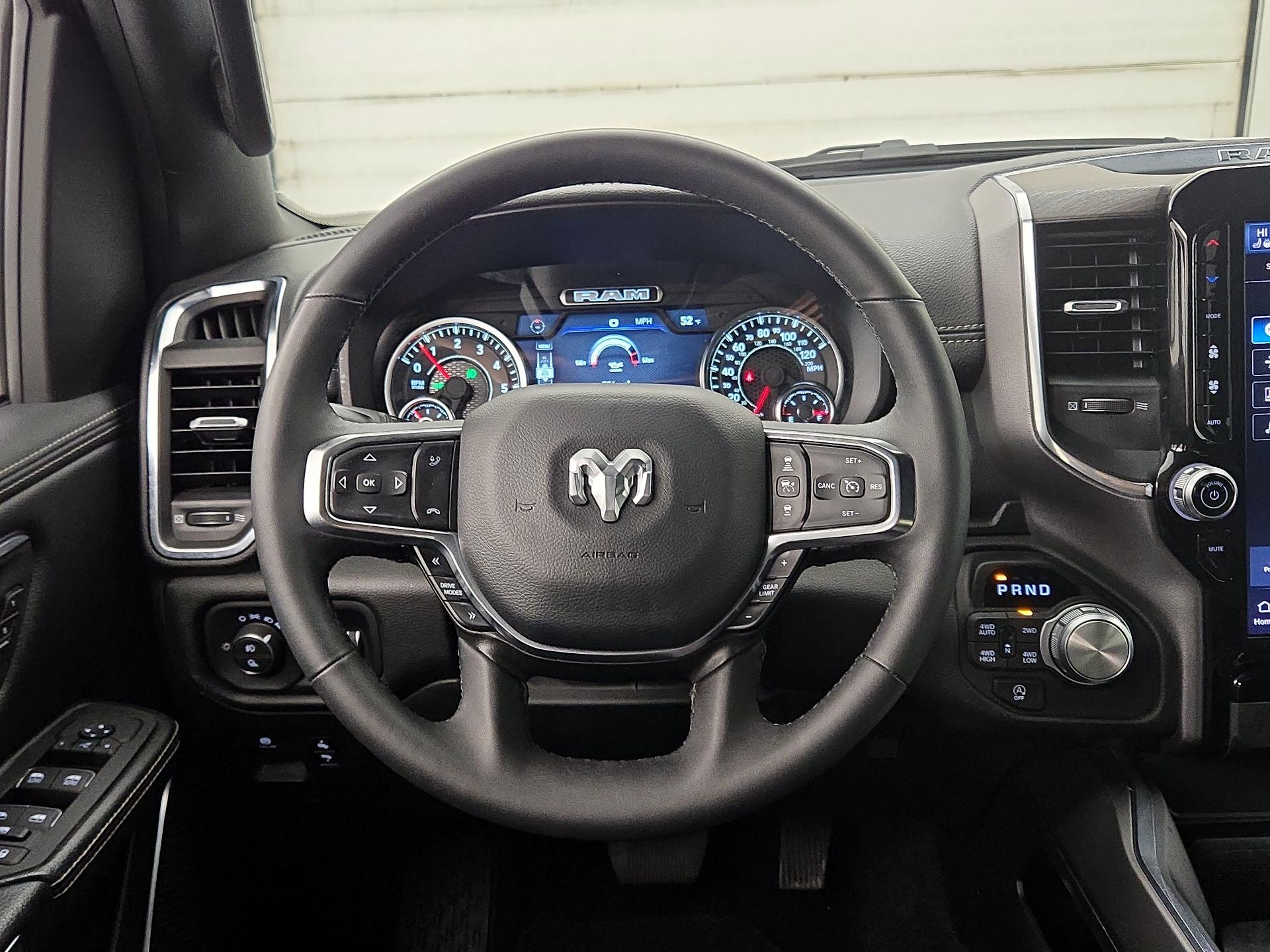 Thumbnail: 2025 RAM 1500 - 10