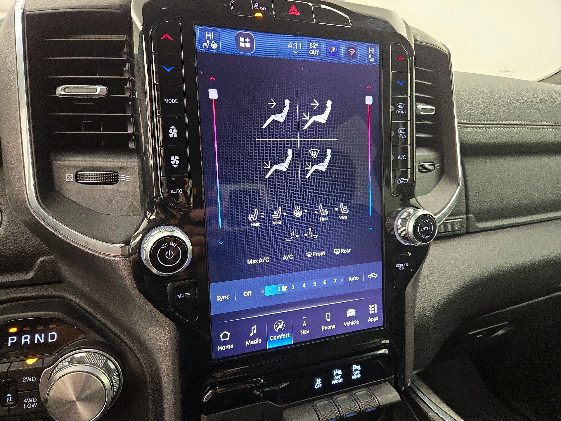 Thumbnail: 2025 RAM 1500 - 17