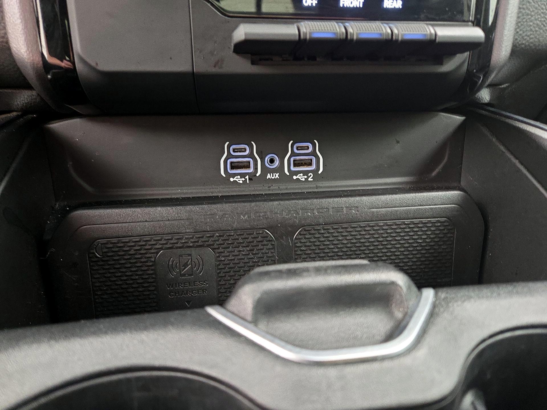 Thumbnail: 2025 RAM 1500 - 19