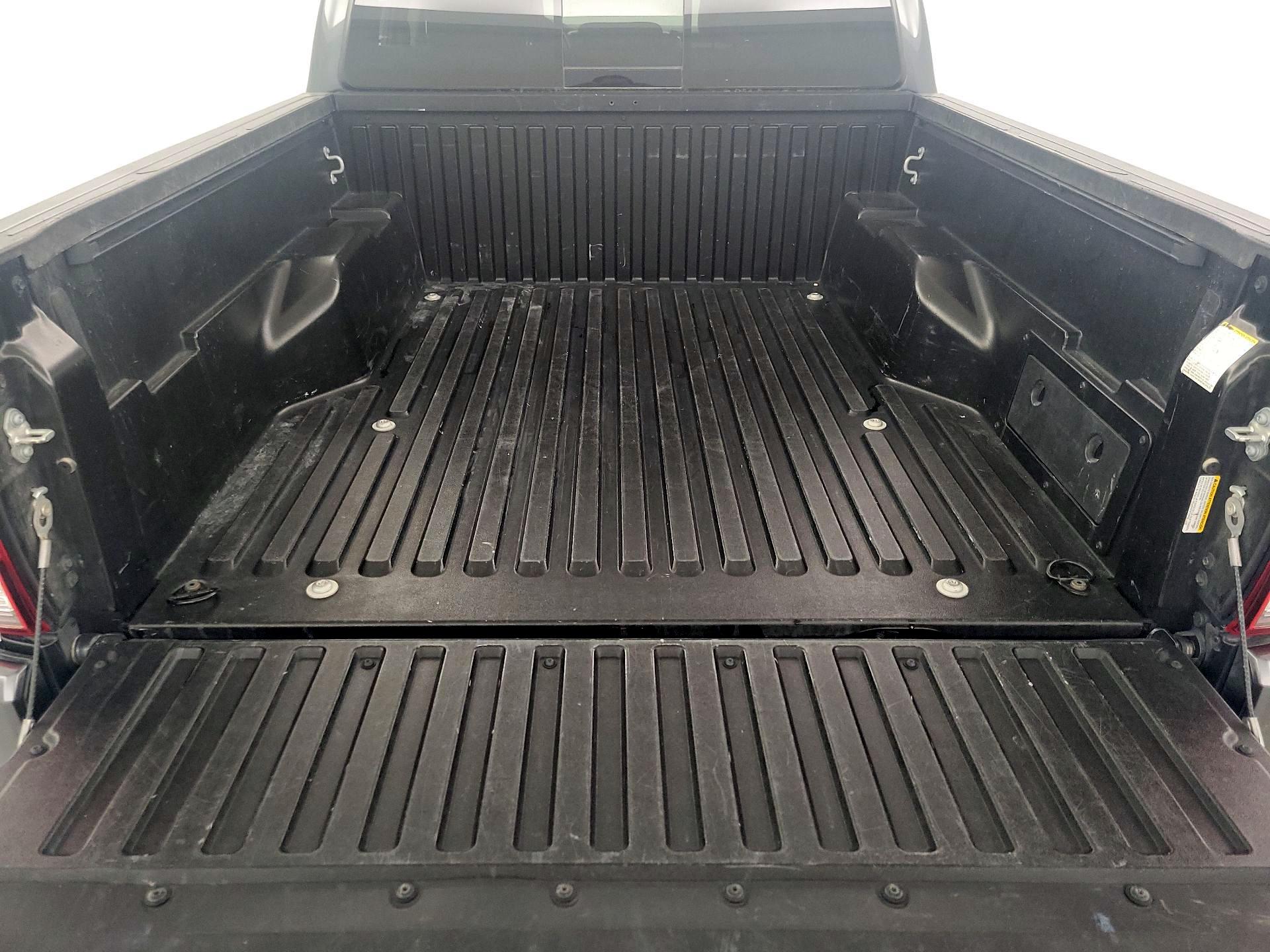 Thumbnail: 2023 Toyota Tacoma - 20