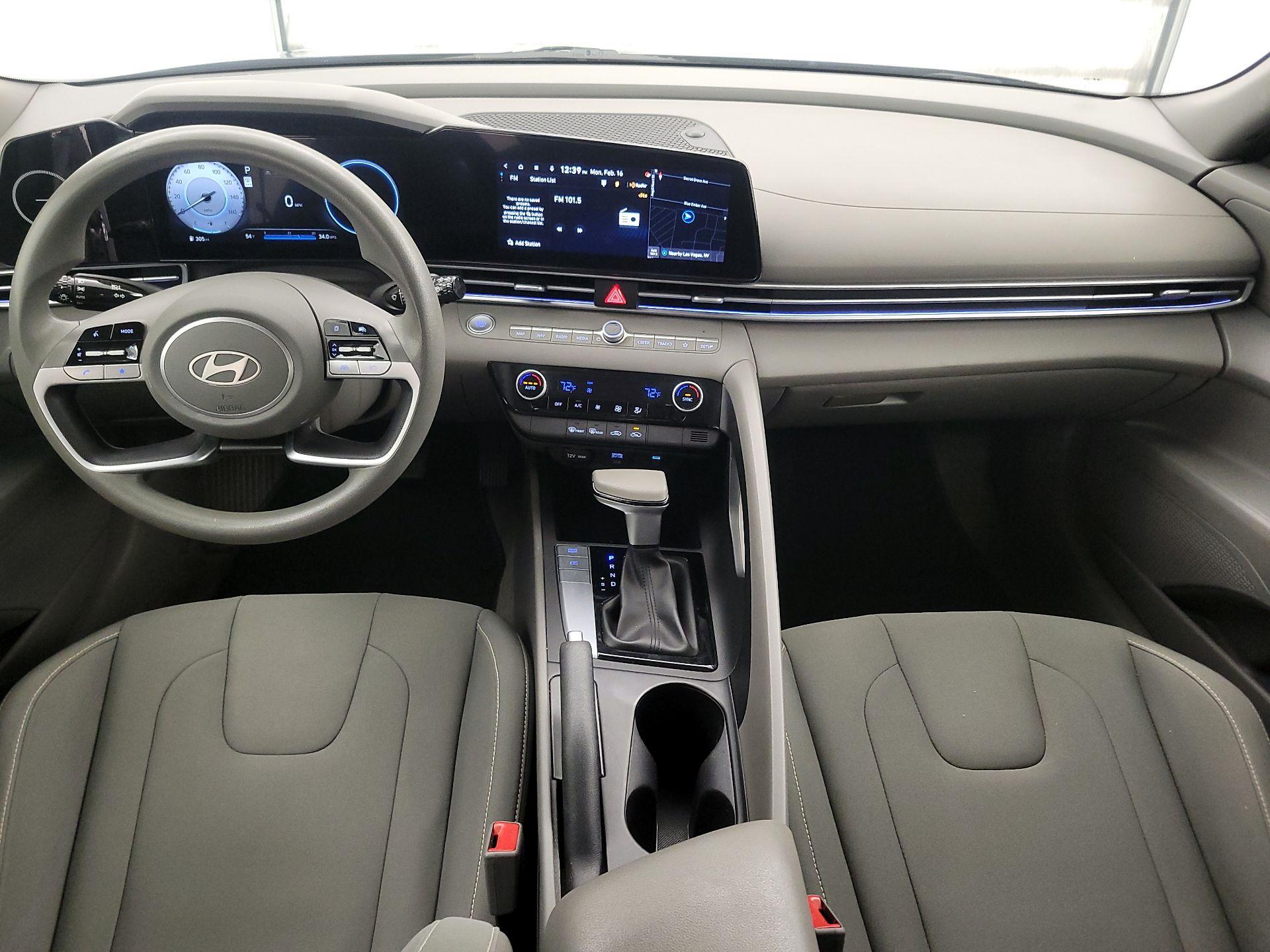 Thumbnail: 2024 Hyundai Elantra - 9