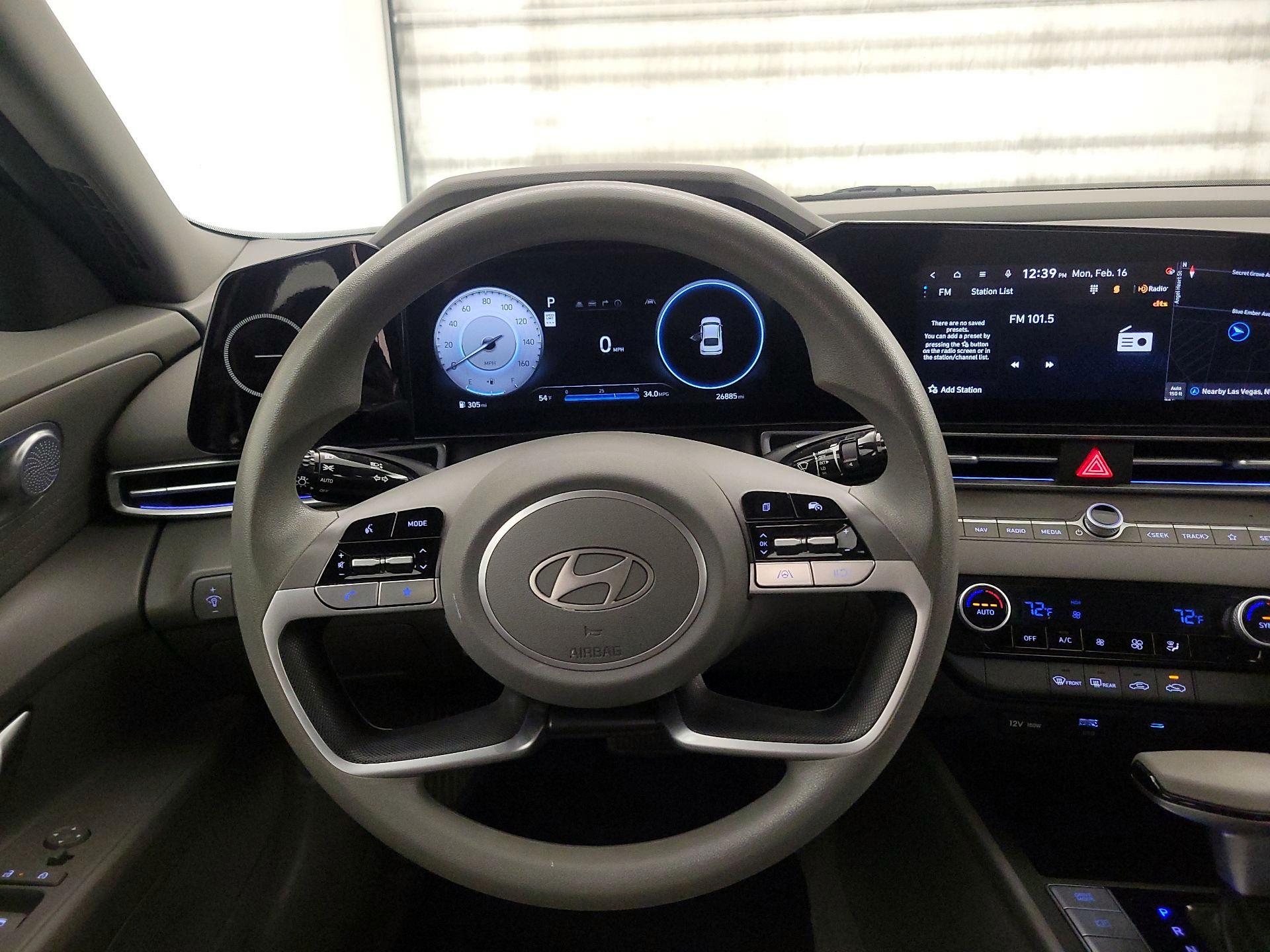 Thumbnail: 2024 Hyundai Elantra - 10