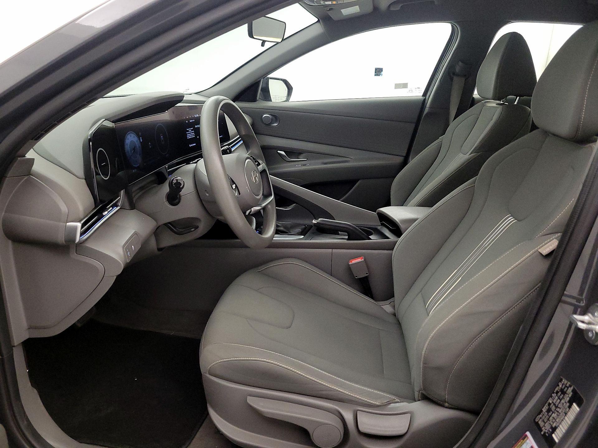 Thumbnail: 2024 Hyundai Elantra - 11