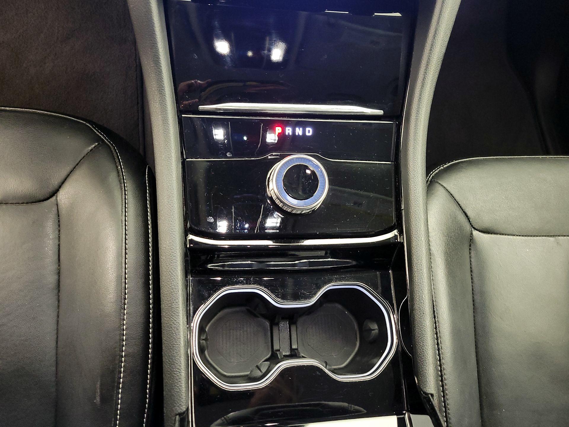 Thumbnail: 2022 Jeep Grand Cherokee - 18