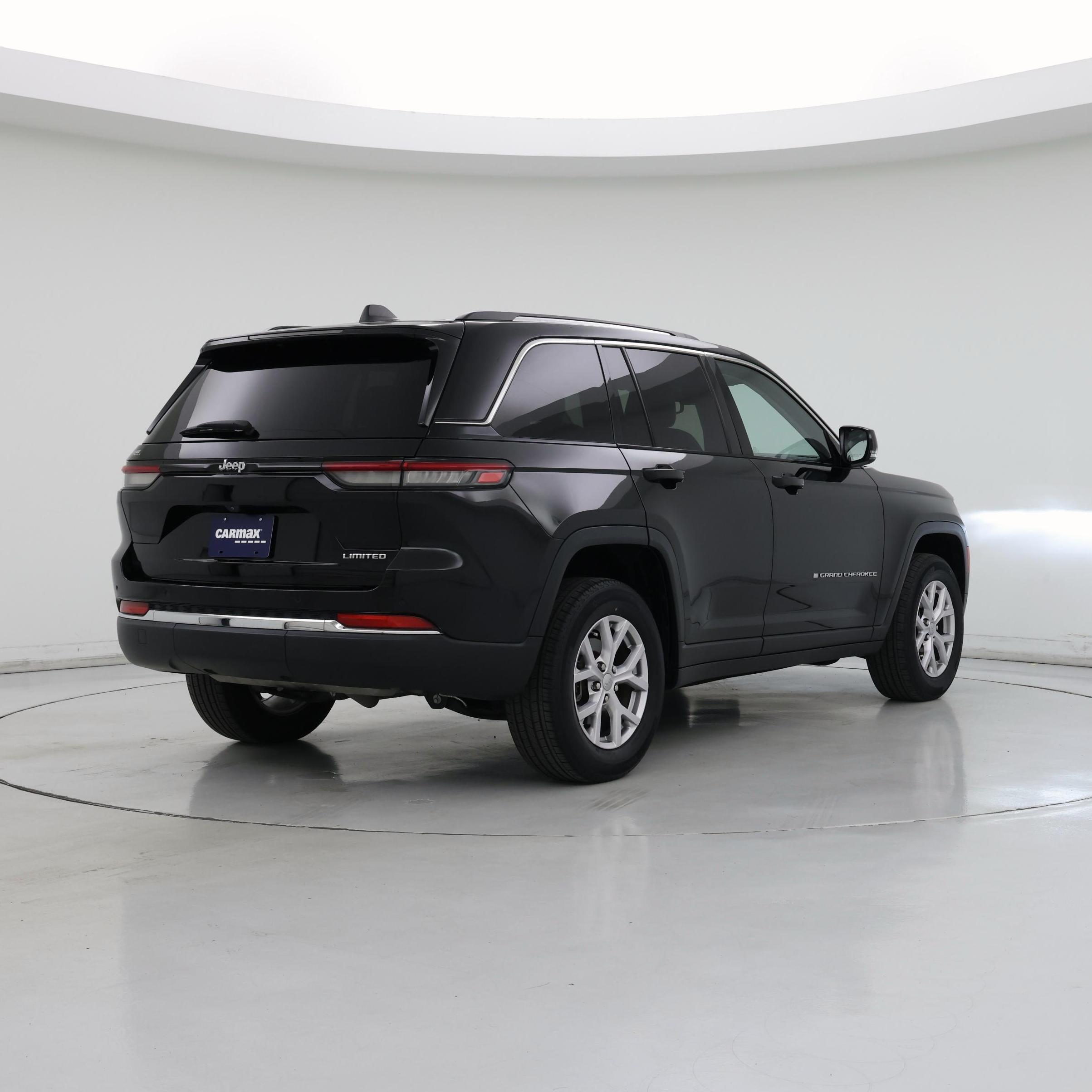 Thumbnail: 2022 Jeep Grand Cherokee - 8