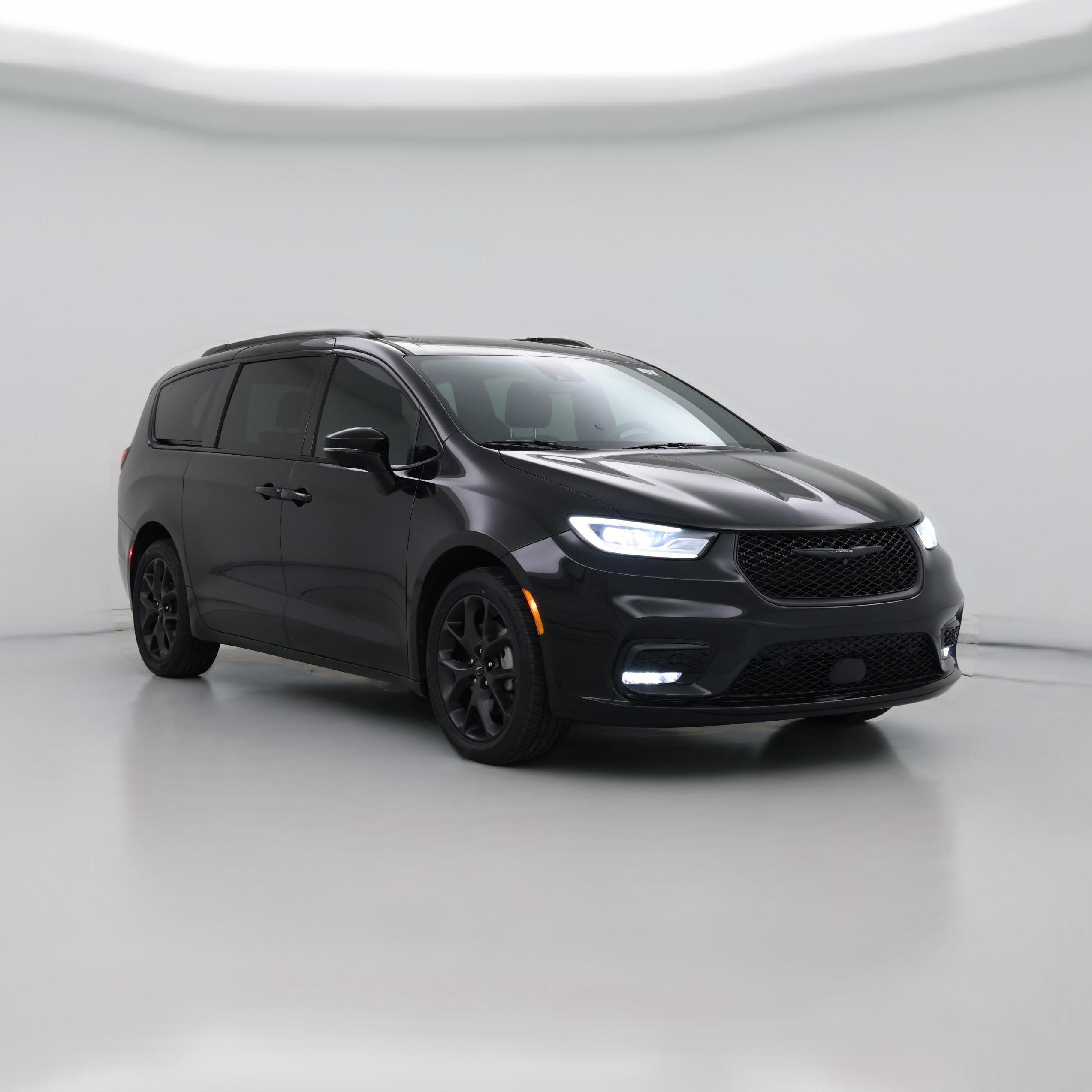Thumbnail: 2023 Chrysler Pacifica - 1