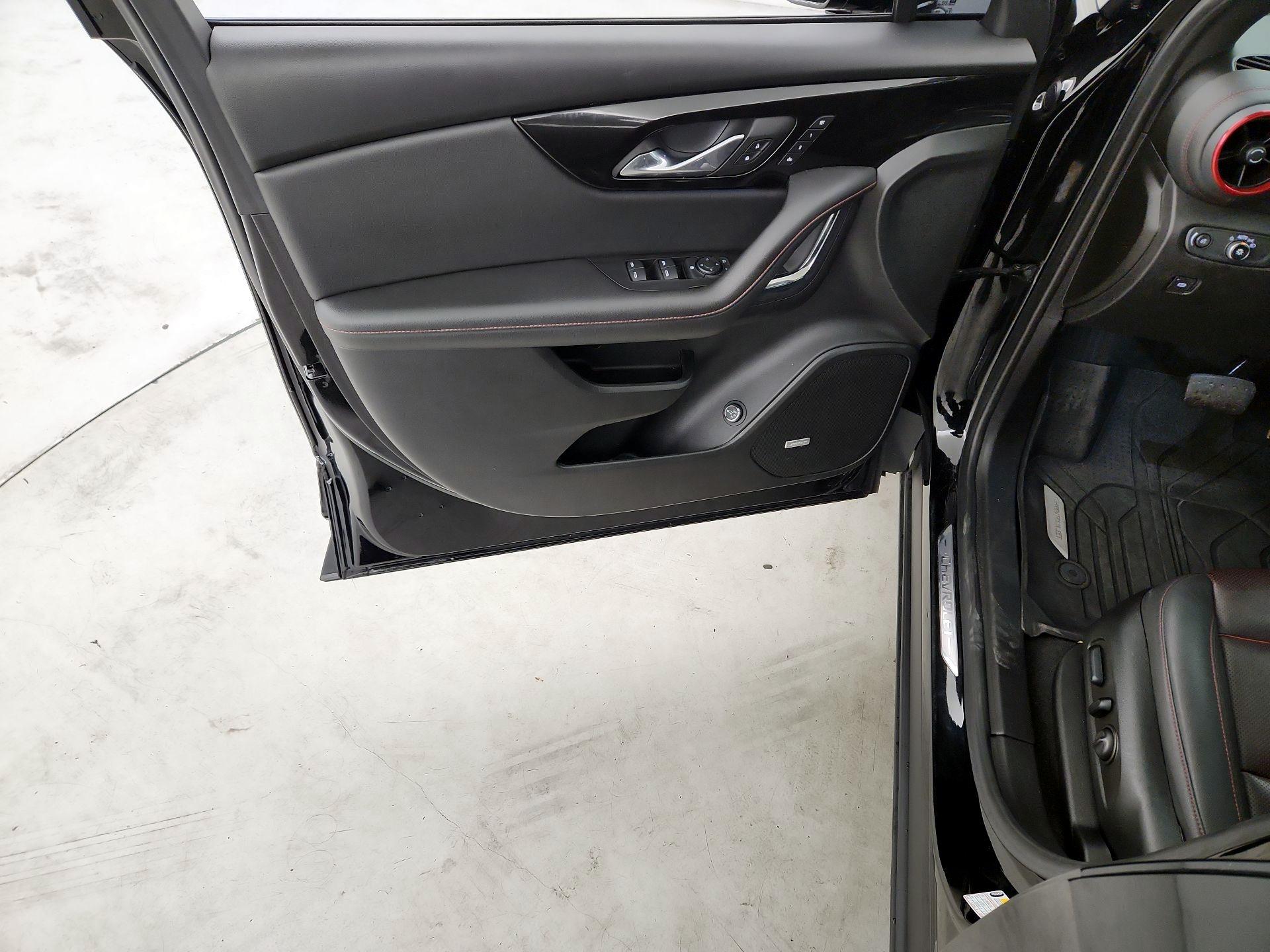 Thumbnail: 2023 Chevrolet Blazer - 12