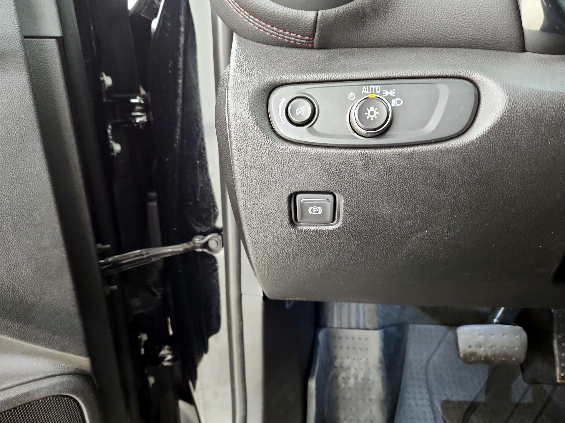 Thumbnail: 2023 Chevrolet Blazer - 13