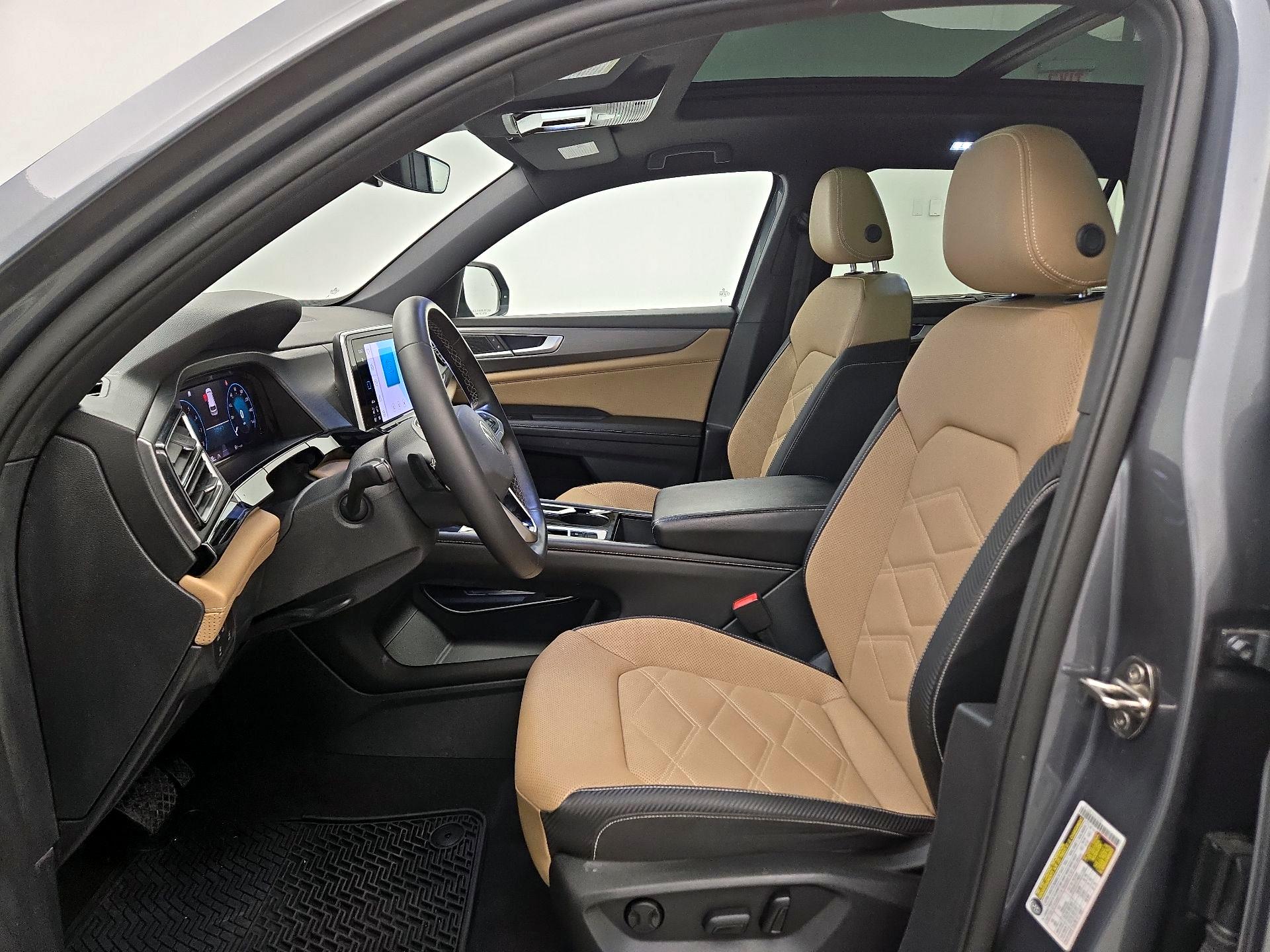 Thumbnail: 2024 Volkswagen Atlas - 11