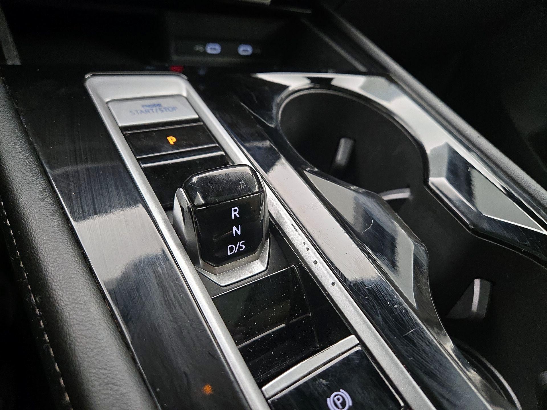 Thumbnail: 2024 Volkswagen Atlas - 17