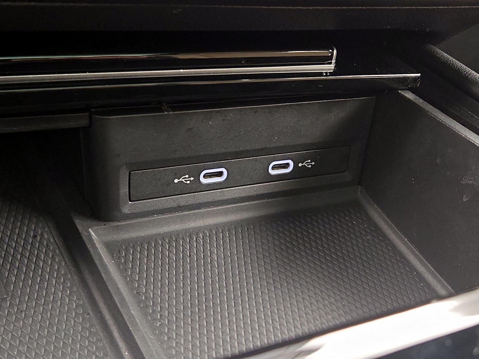 Thumbnail: 2024 Volkswagen Atlas - 18