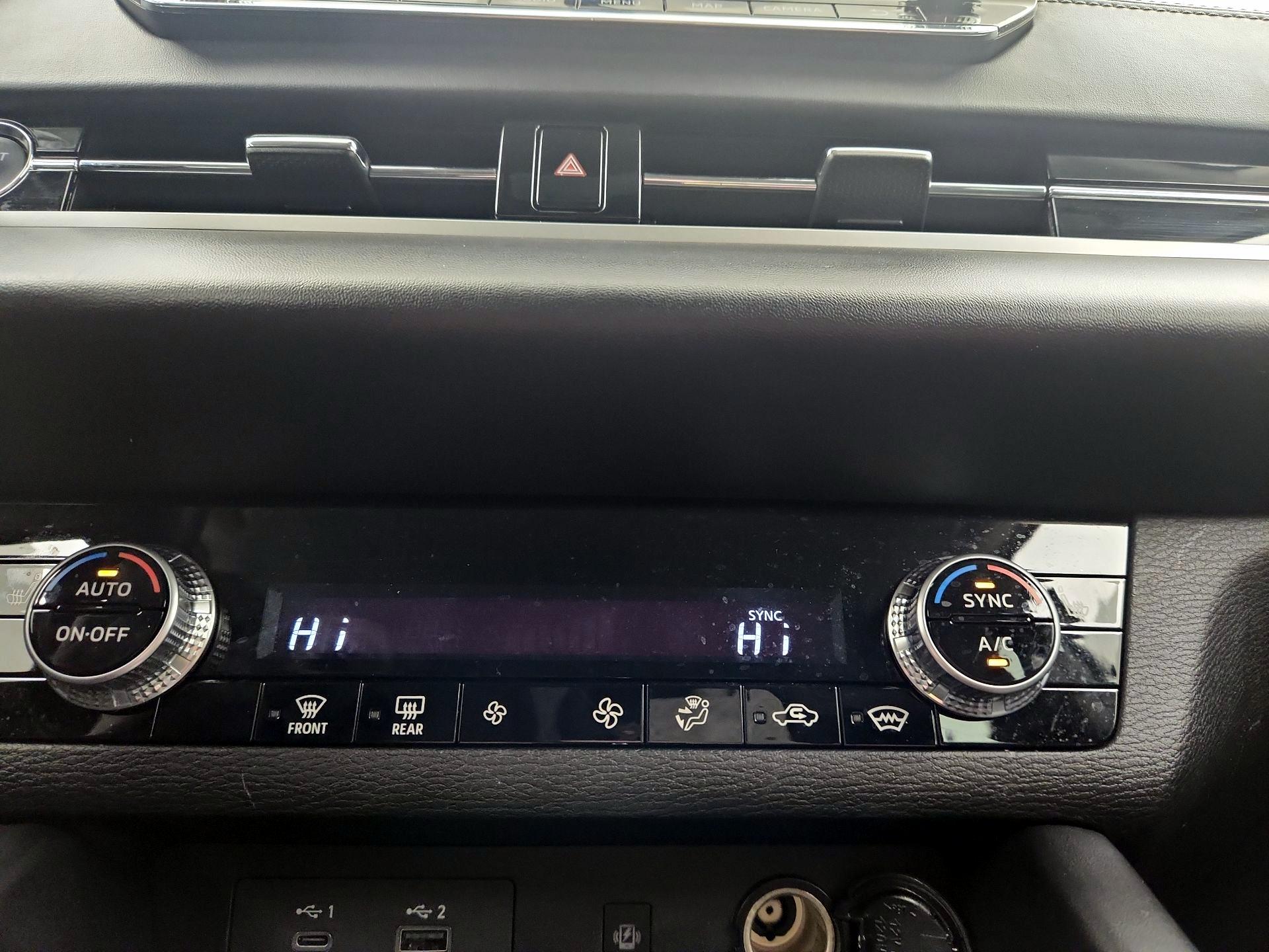 Thumbnail: 2022 Mitsubishi Outlander - 17