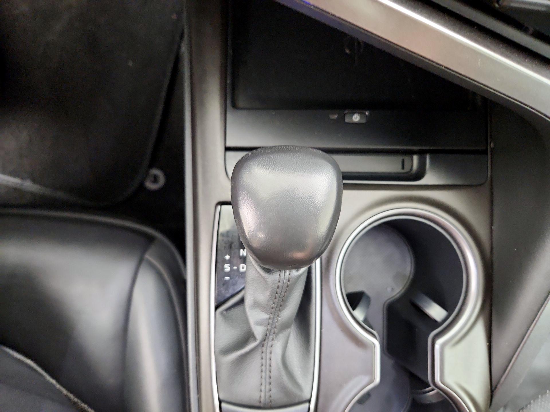 Thumbnail: 2023 Toyota Camry - 17