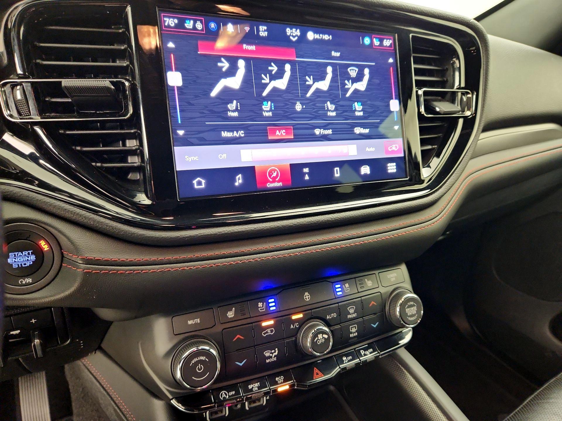 Thumbnail: 2024 Dodge Durango - 17