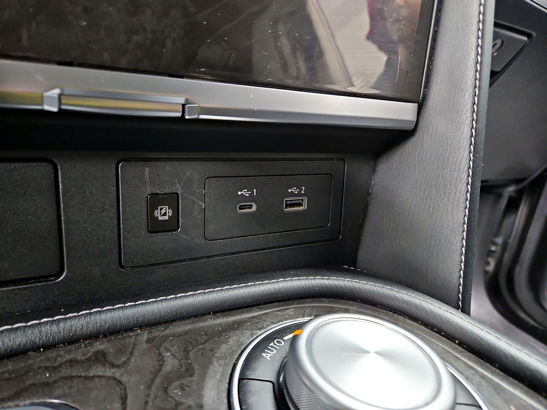 Thumbnail: 2024 INFINITI QX80 - 19