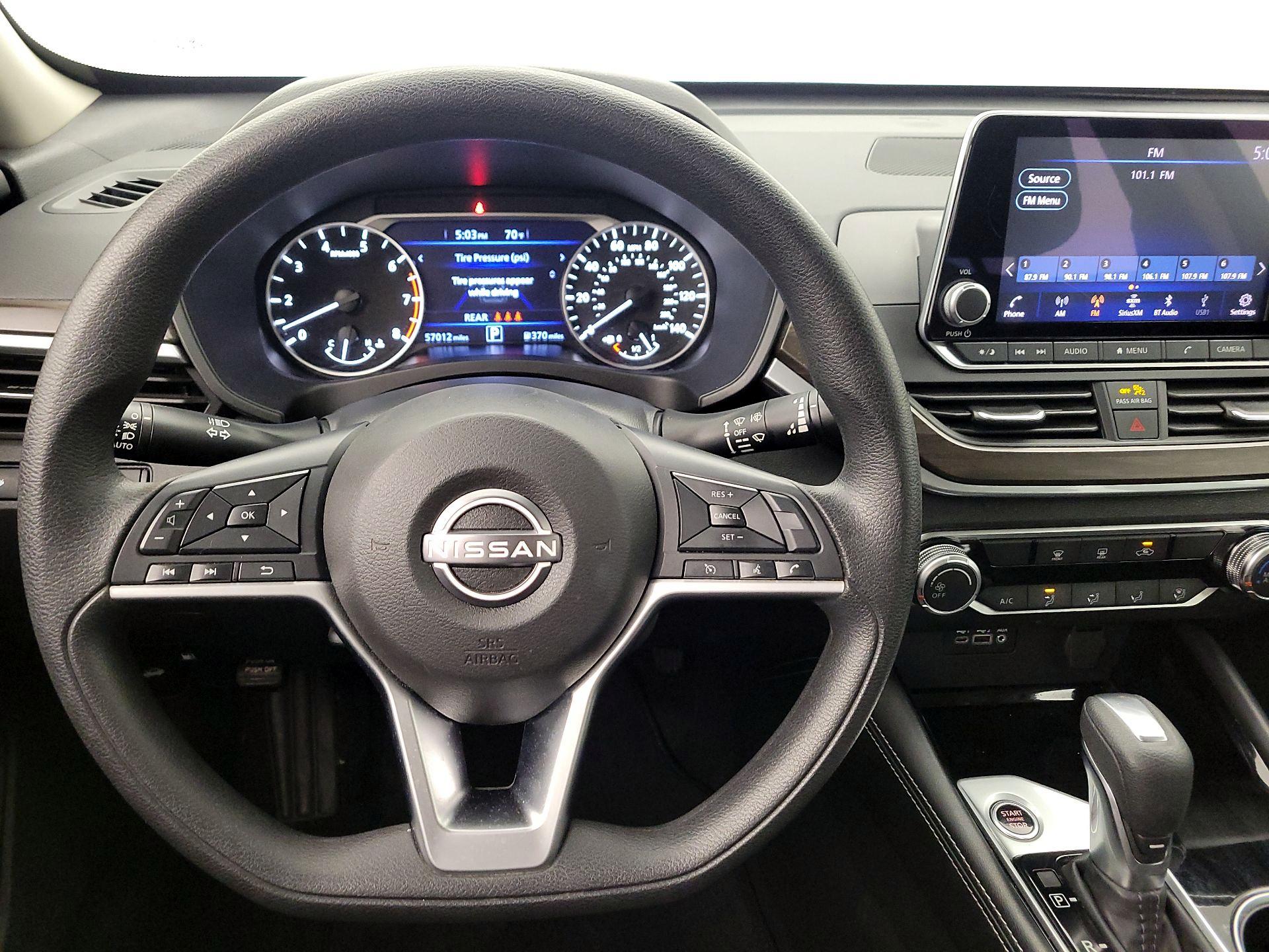 Thumbnail: 2023 Nissan Altima - 10