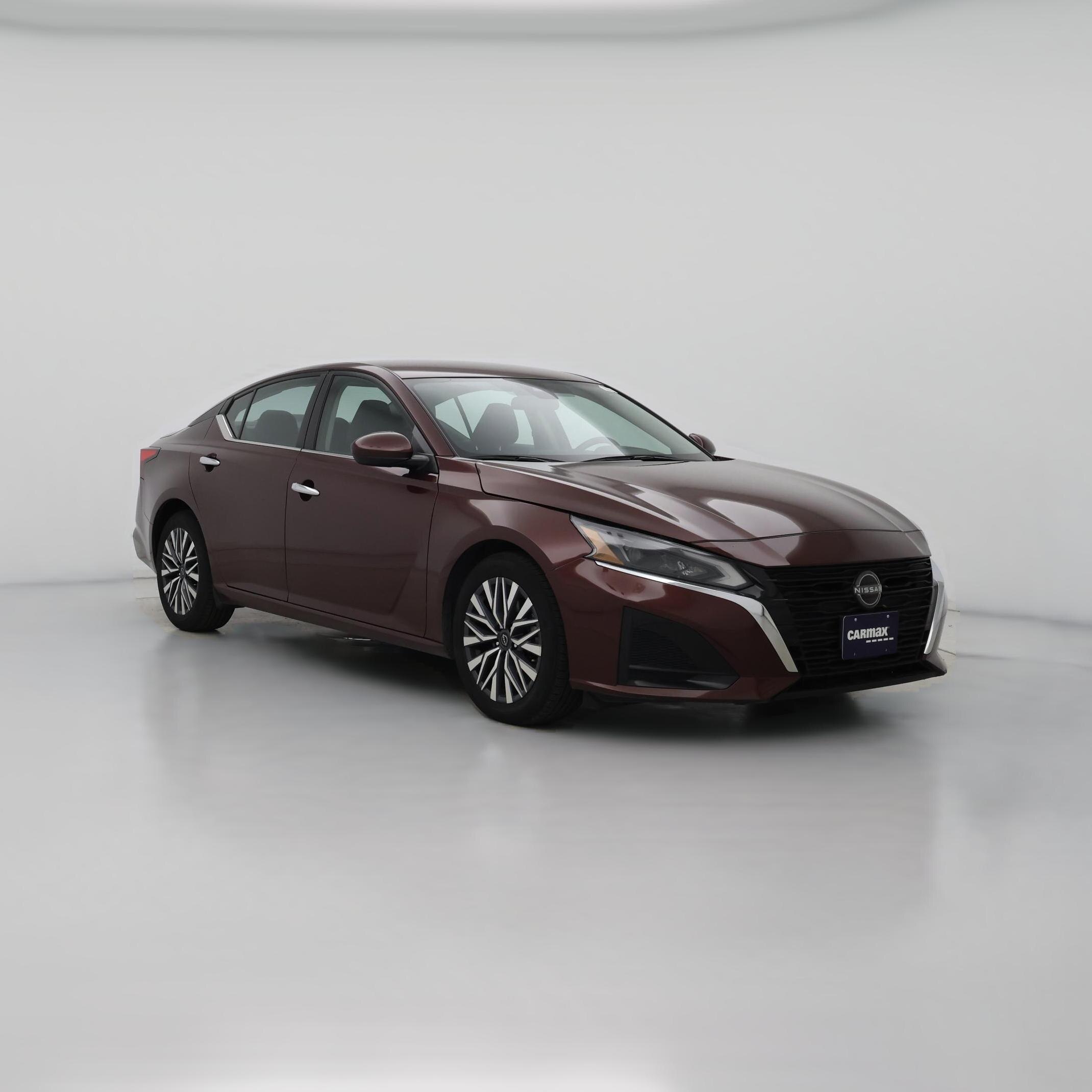 Thumbnail: 2023 Nissan Altima - 1