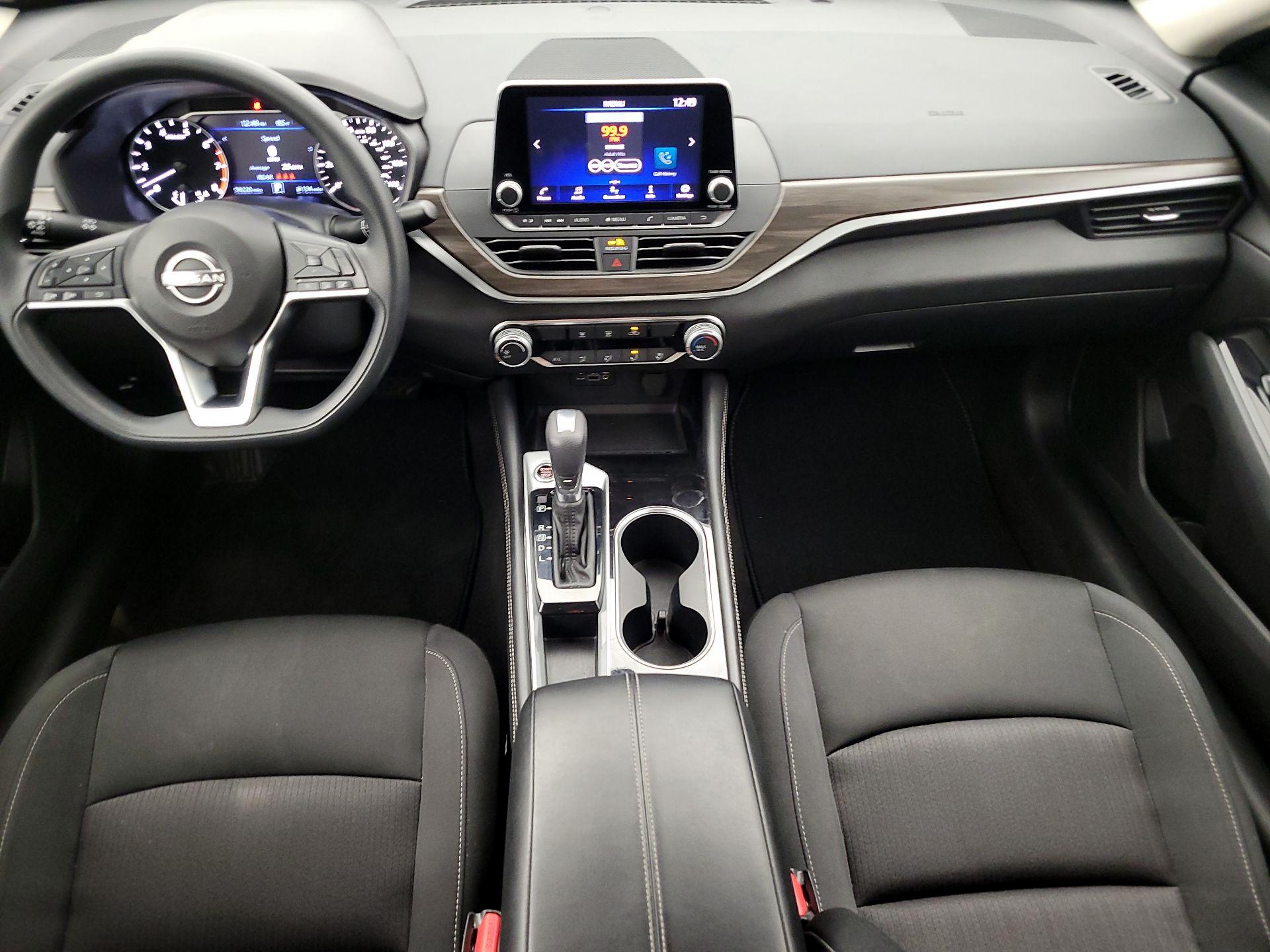 Thumbnail: 2023 Nissan Altima - 9