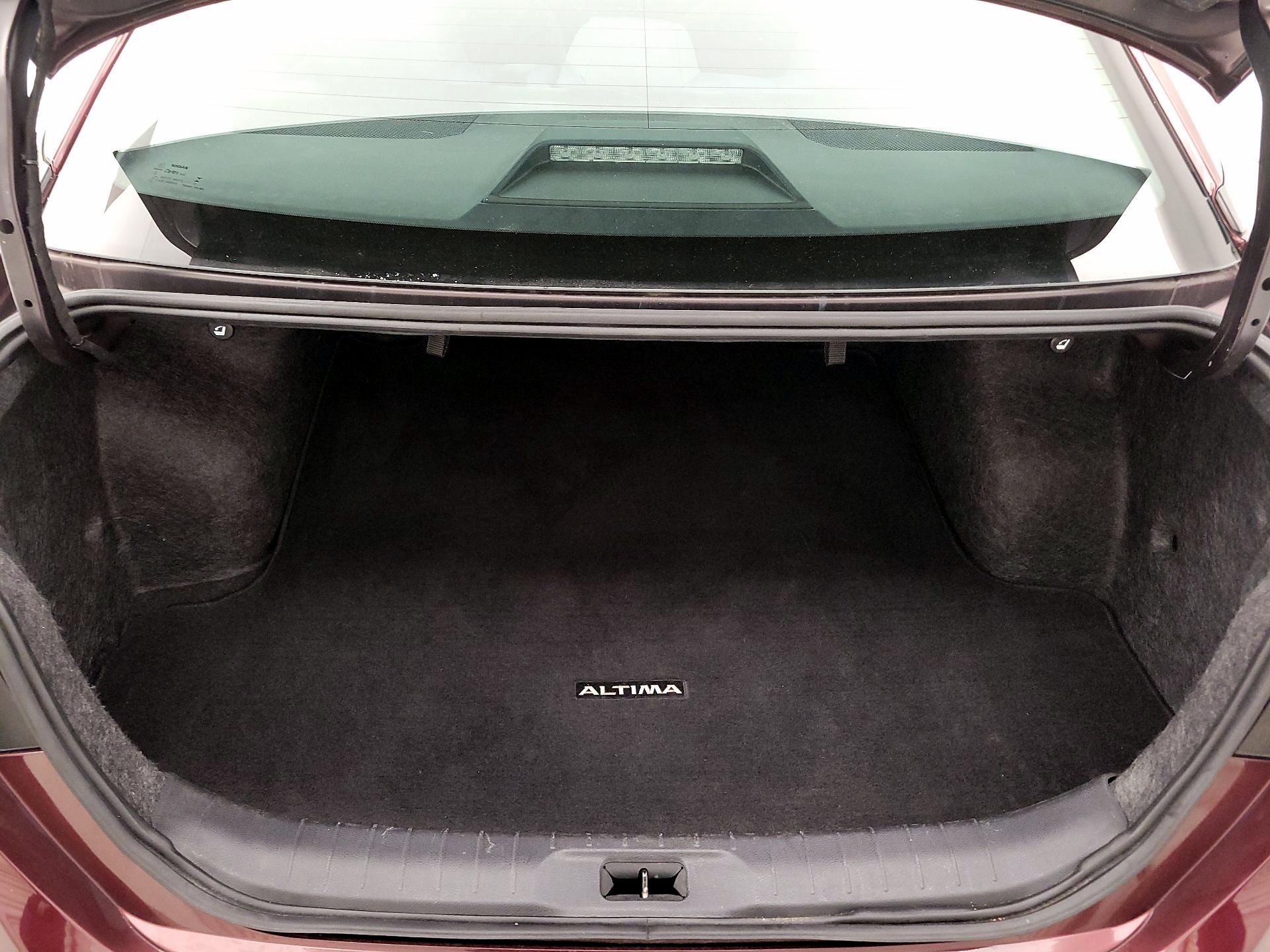 Thumbnail: 2023 Nissan Altima - 20