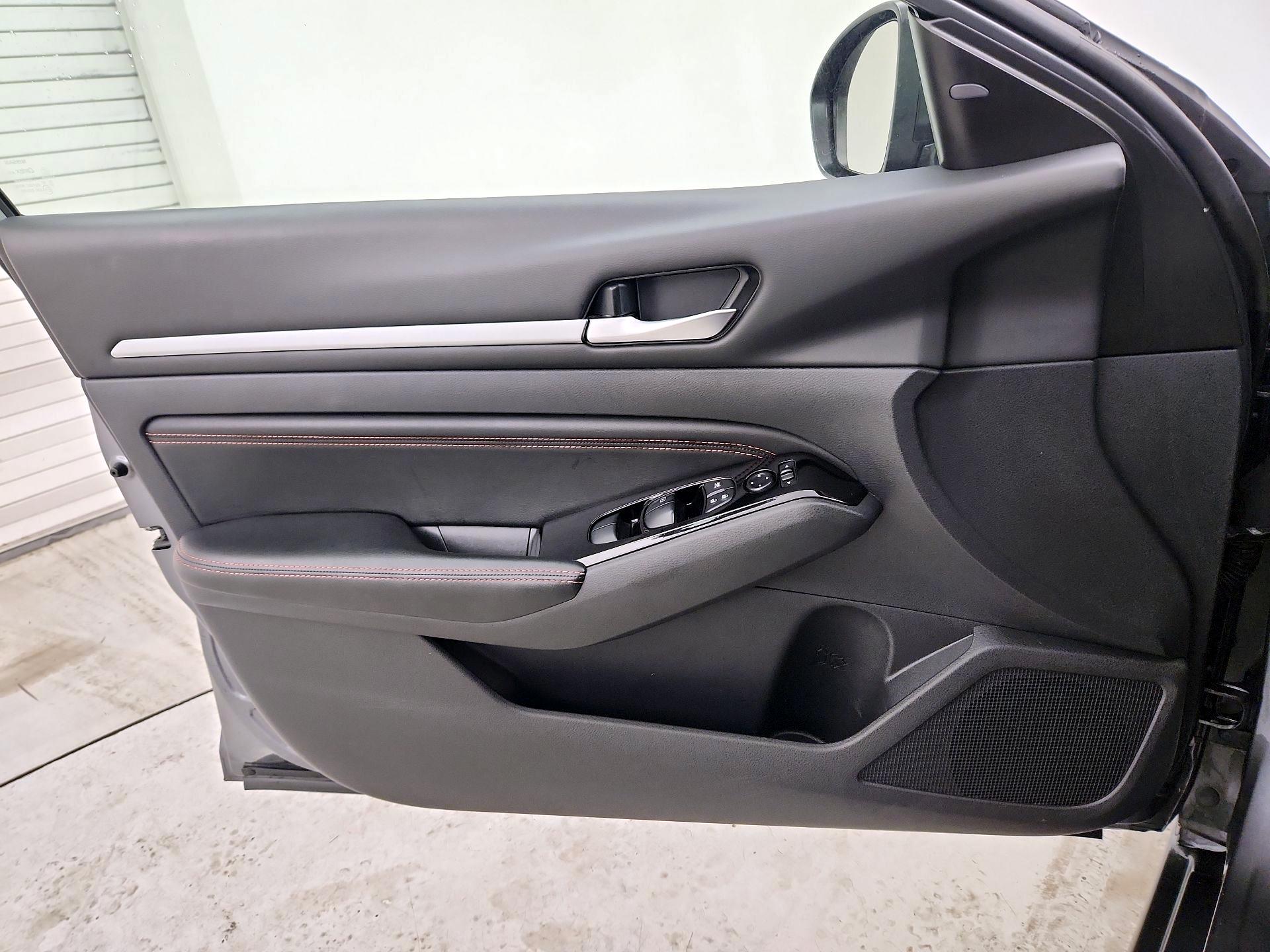 Thumbnail: 2023 Nissan Altima - 12