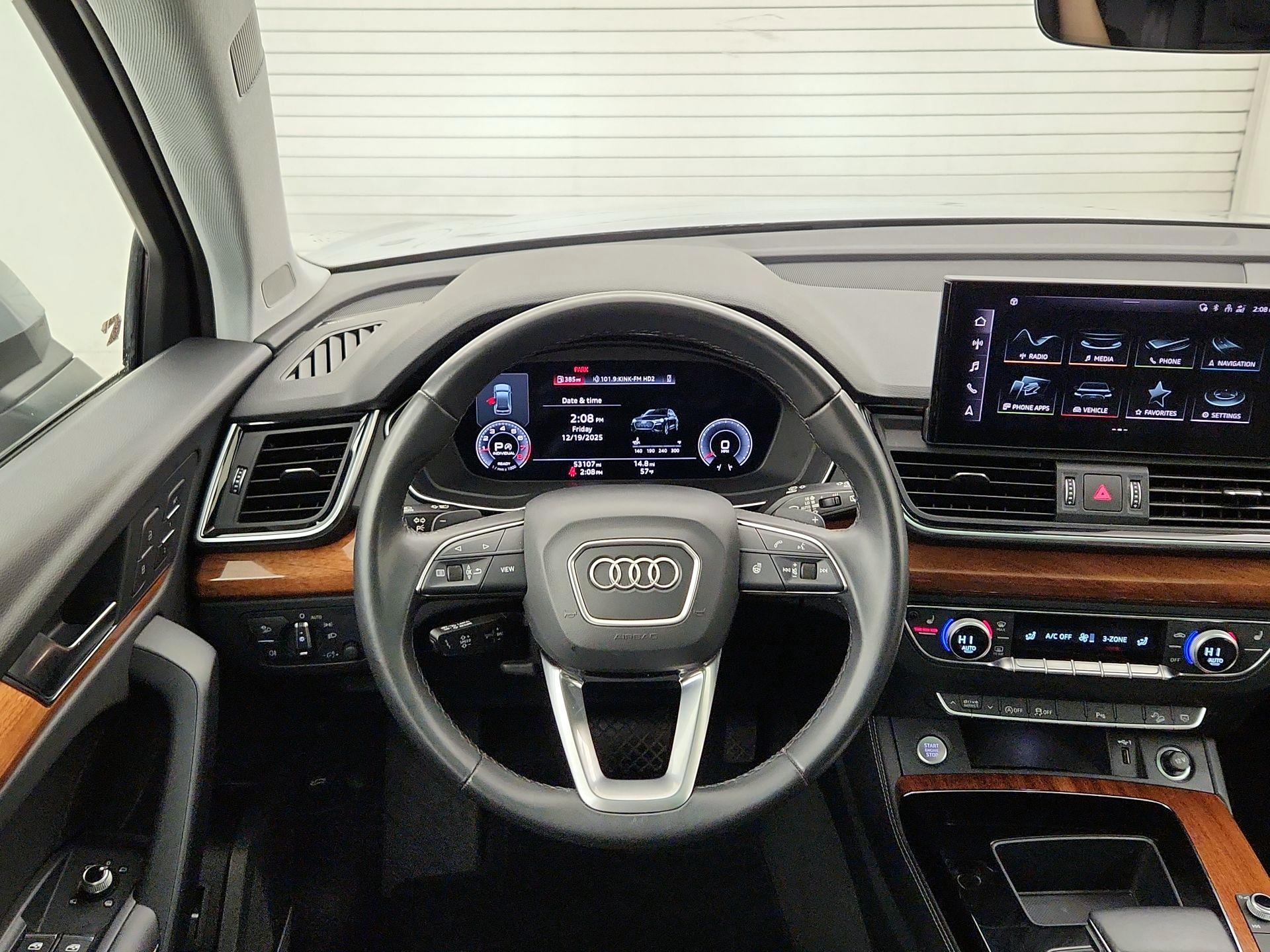 Thumbnail: 2023 Audi Q5 - 10