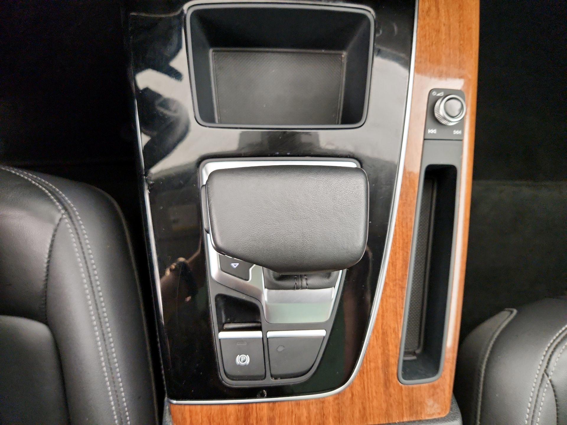 Thumbnail: 2023 Audi Q5 - 17