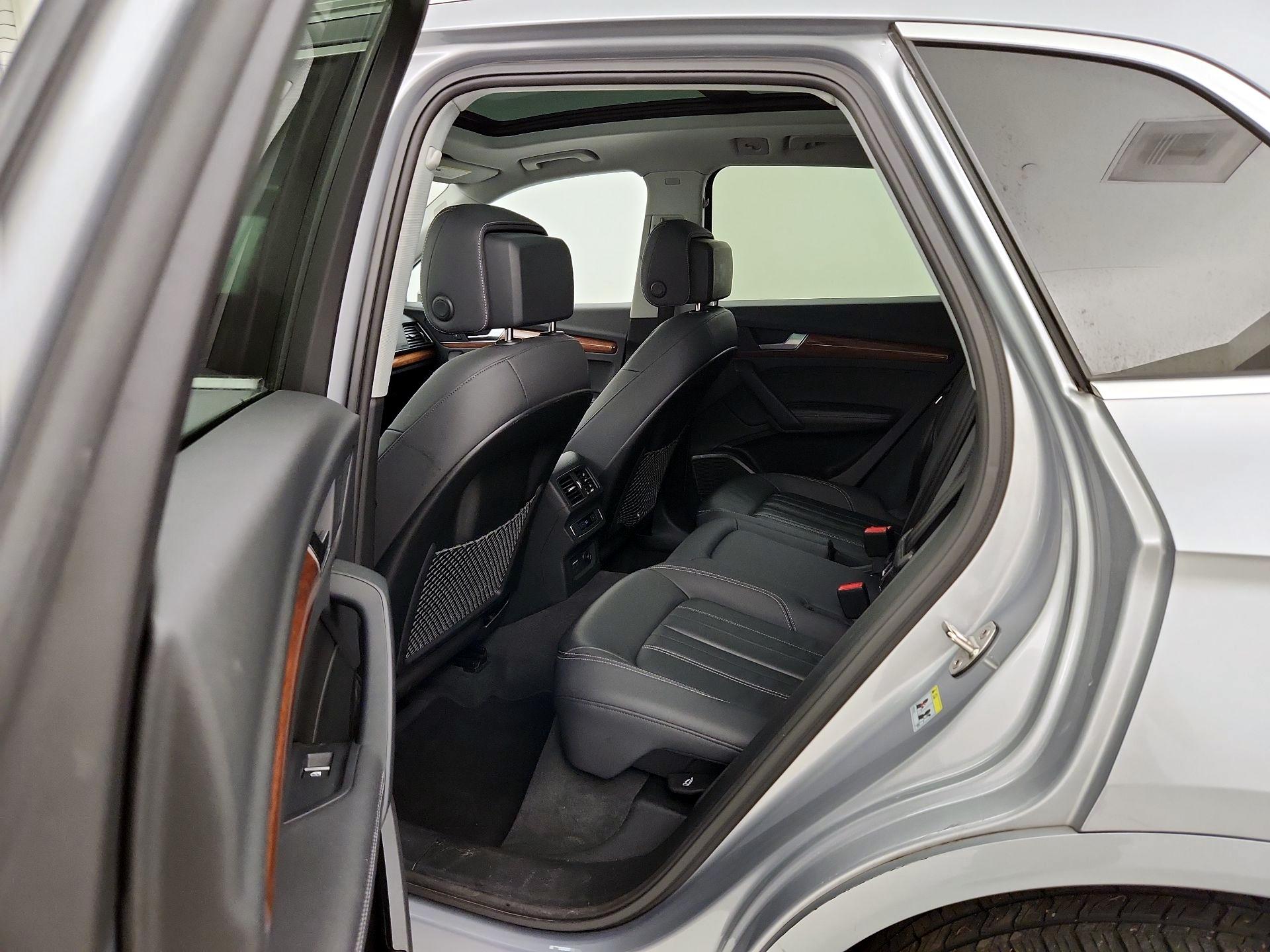 Thumbnail: 2023 Audi Q5 - 20